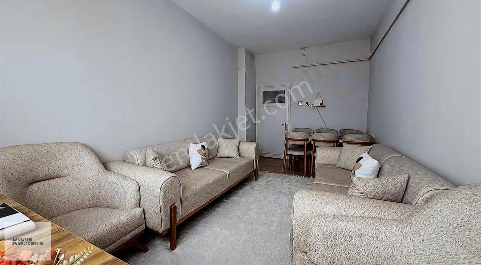 Emlak Ofisimden Hürriyet Mah 3+1 Yapılı Daire - Görsel 4