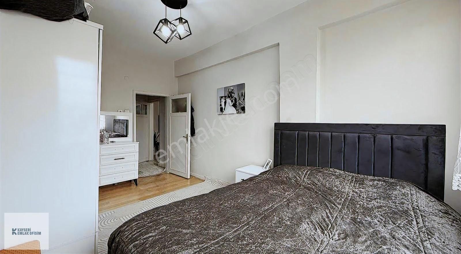 Emlak Ofisimden Hürriyet Mah 3+1 Yapılı Daire - Görsel 29