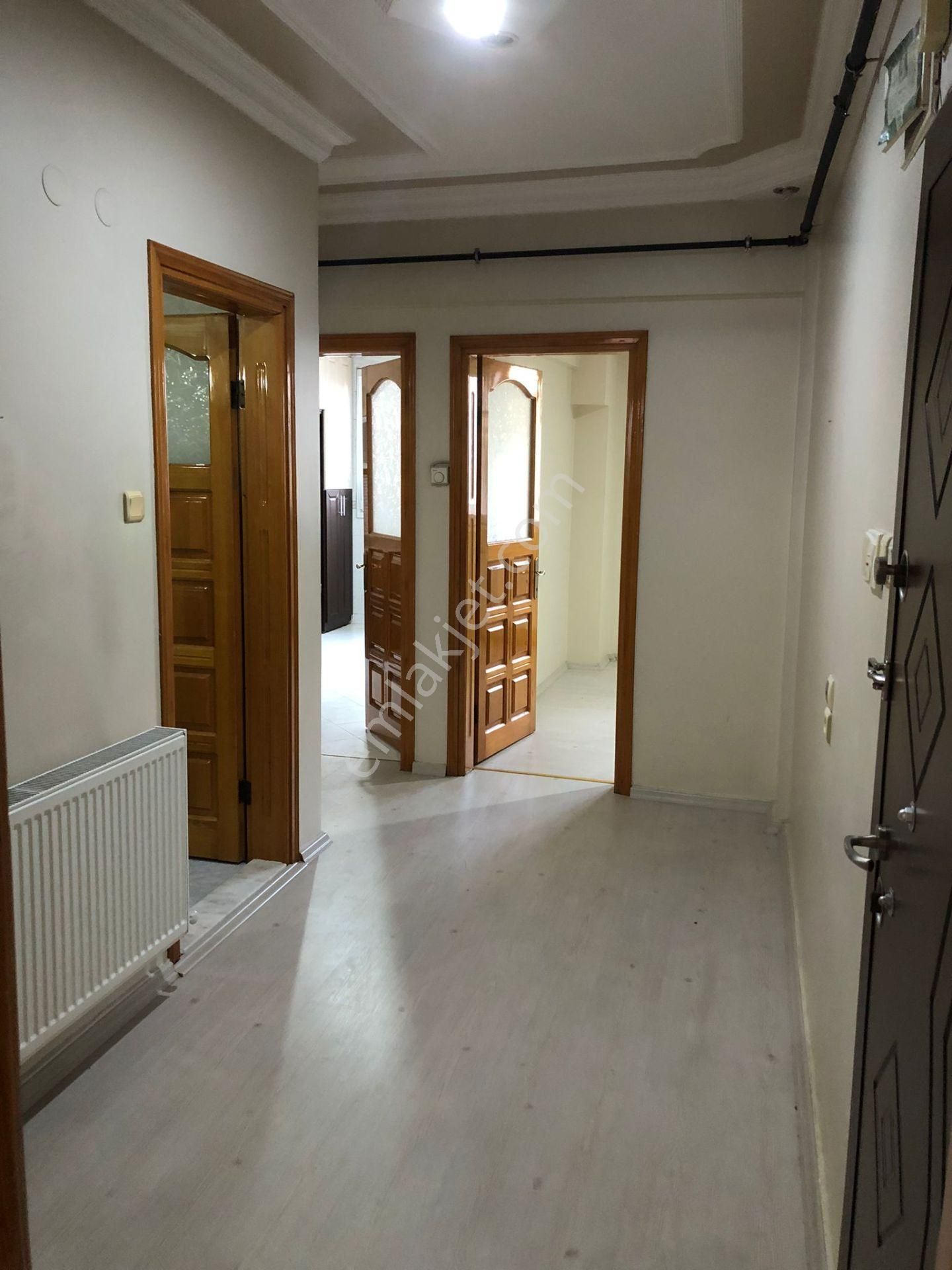 Merkezi Konumda Kiralık 2+1 Doğalgazlı Ara Kat Daire - Görsel 12