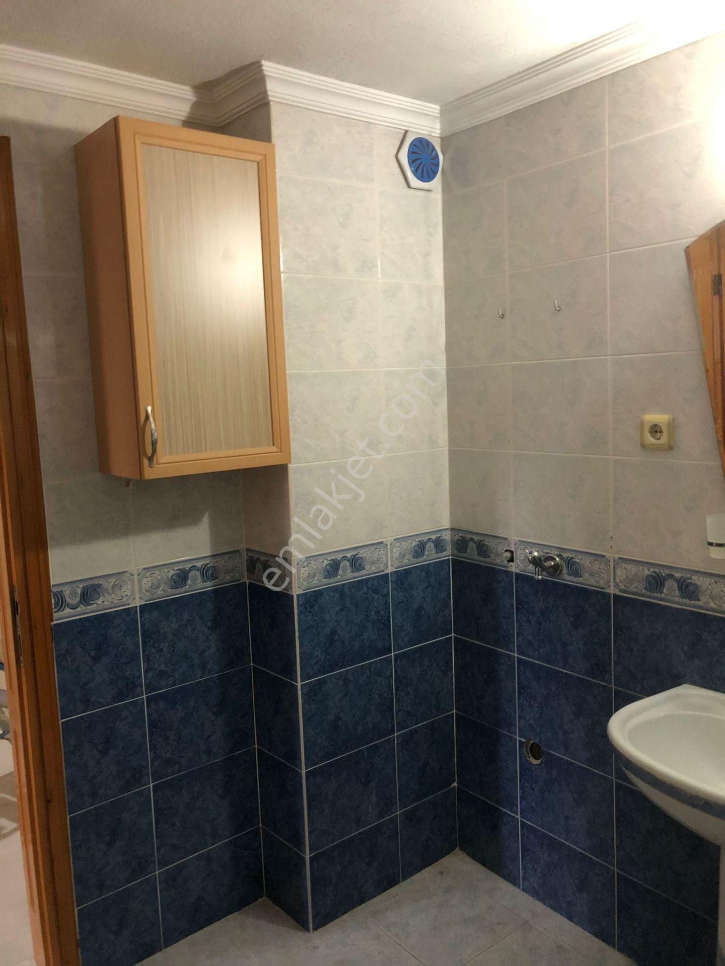 Merkezi Konumda Kiralık 2+1 Doğalgazlı Ara Kat Daire - Görsel 20