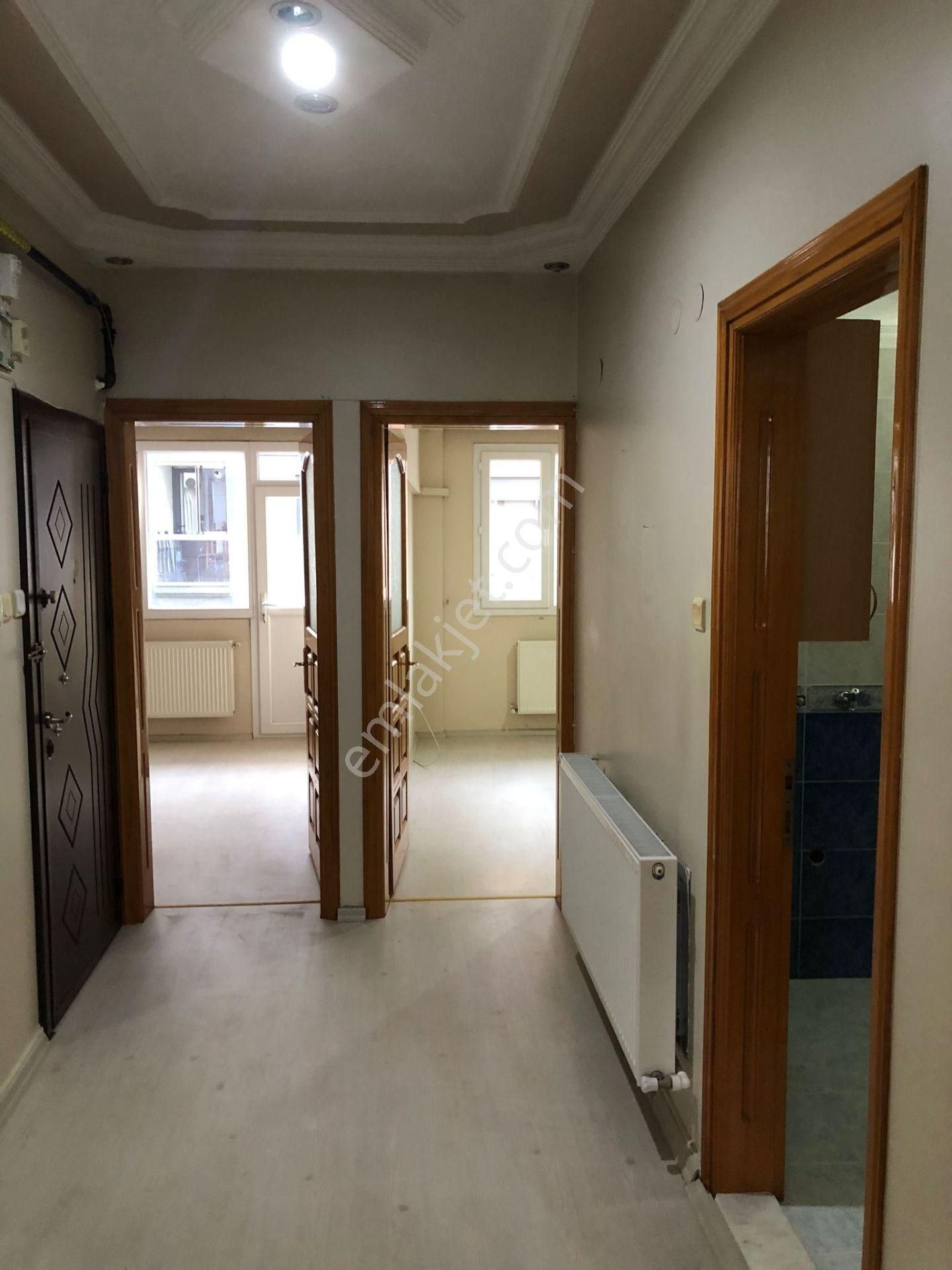 Merkezi Konumda Kiralık 2+1 Doğalgazlı Ara Kat Daire - Görsel 11