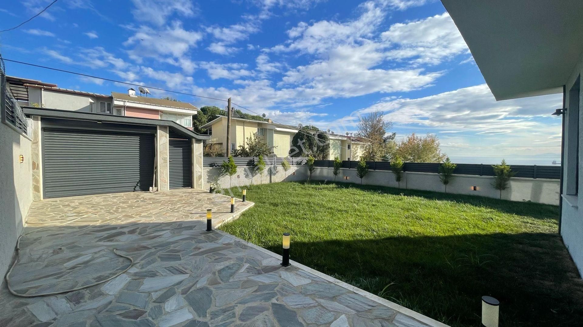 Yeniçiftlikte Denize 200 Metre Mesafede Ful Deniz Manzaralı 5+1 Müstakil Villa - Görsel 29