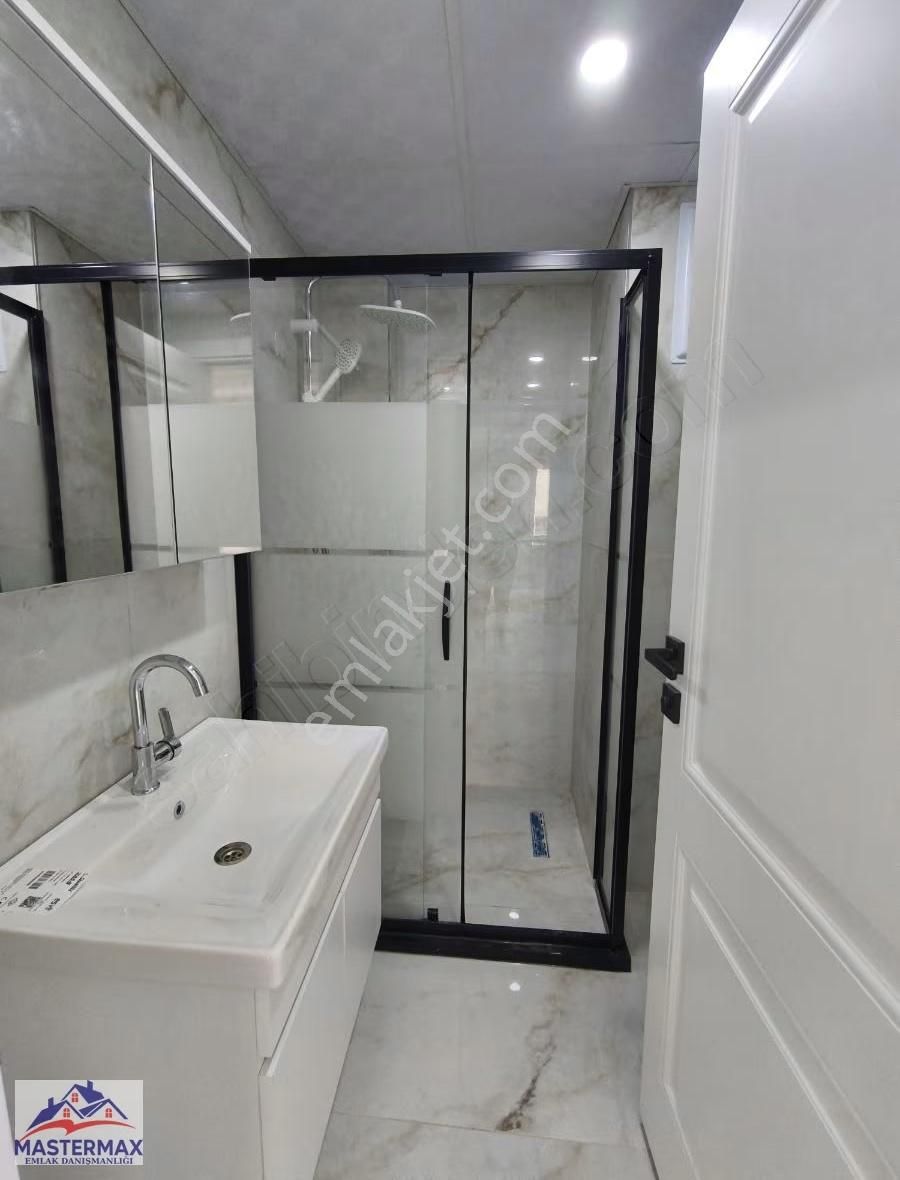 Cadde Üstü Güzel Konumu 3+1 - Görsel 5