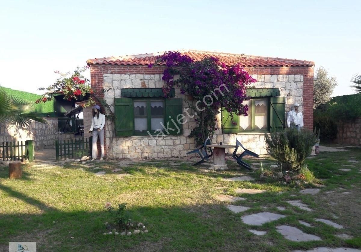 Didim Balat Köyü’nde 450 Metre Arsa İçinde 3 + 1 Tam Müstakil Taş Villa - Görsel 3