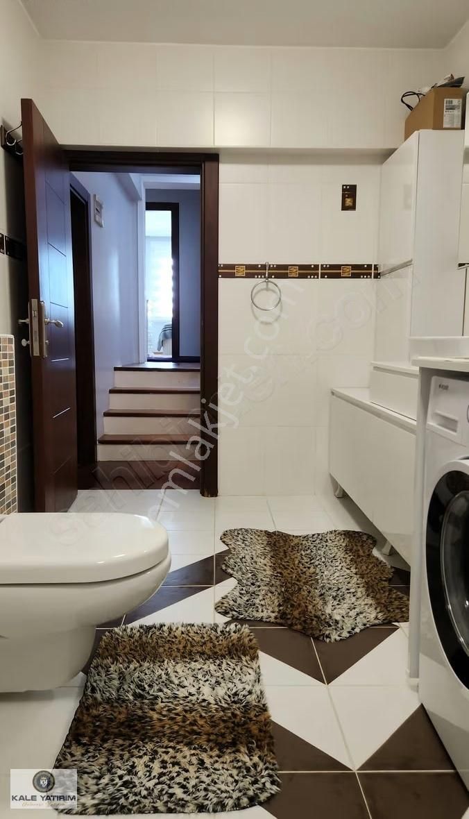 Akpınar Mahallesinde 6+1 230m² 4 Katlı Bahçeli İkiz Villa - Görsel 6