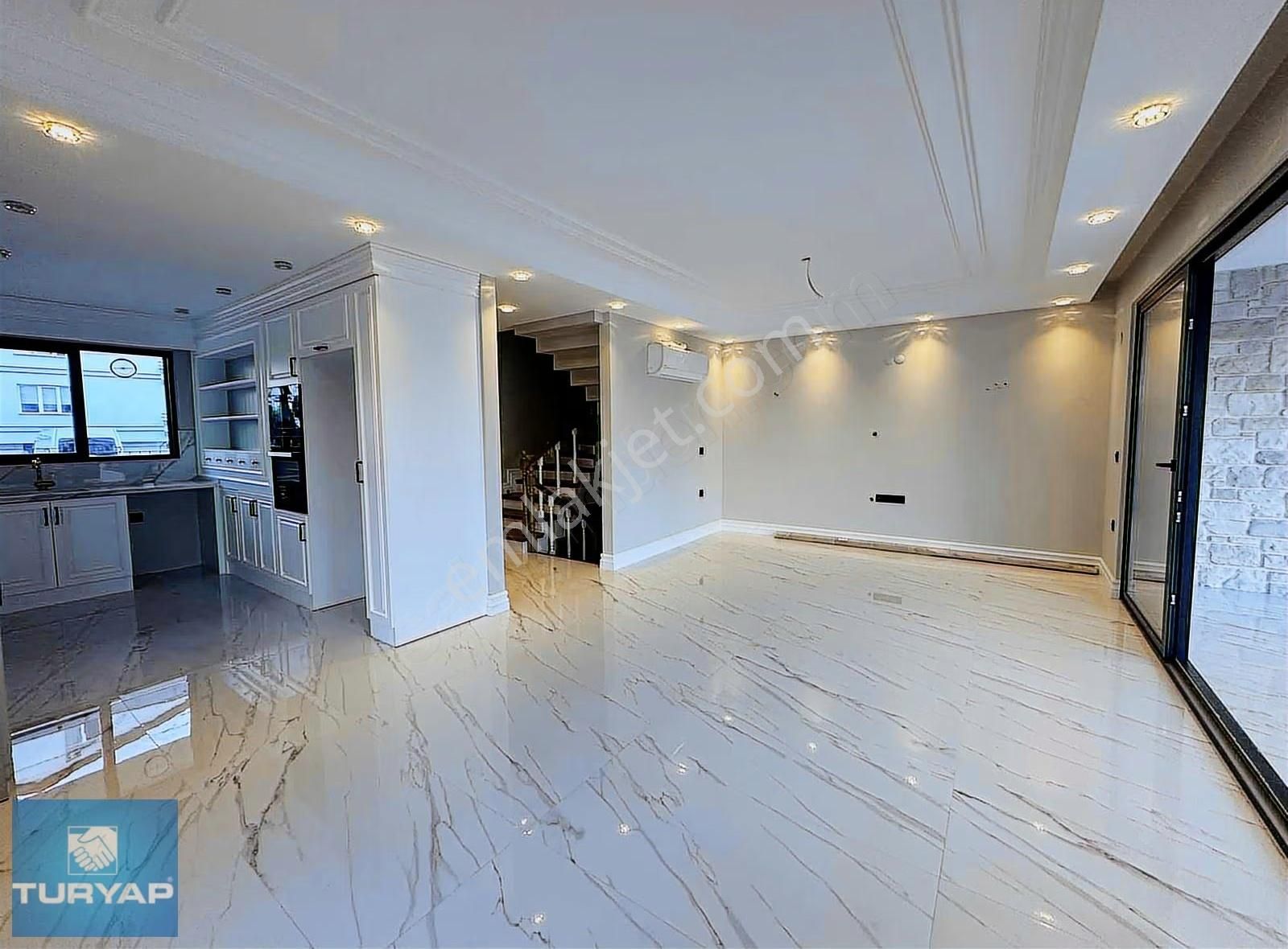 Ordu Cumhuriyet Sahilde Kiralık Özel Tasarımlı,havuzlu Villa - Görsel 27