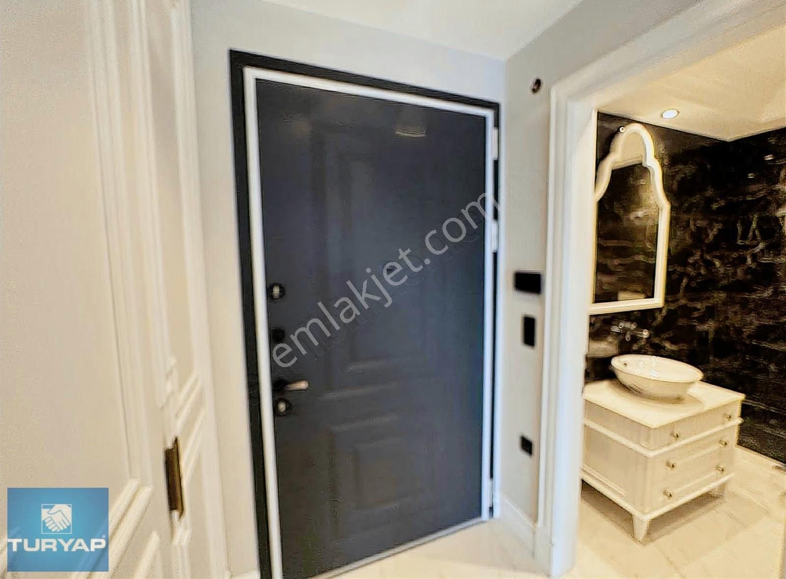 Ordu Cumhuriyet Sahilde Kiralık Özel Tasarımlı,havuzlu Villa - Görsel 12