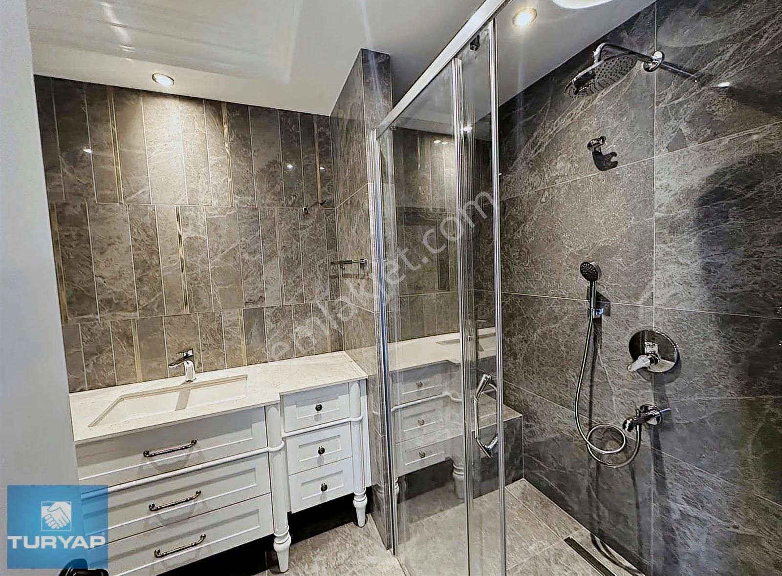 Ordu Cumhuriyet Sahilde Kiralık Özel Tasarımlı,havuzlu Villa - Görsel 19