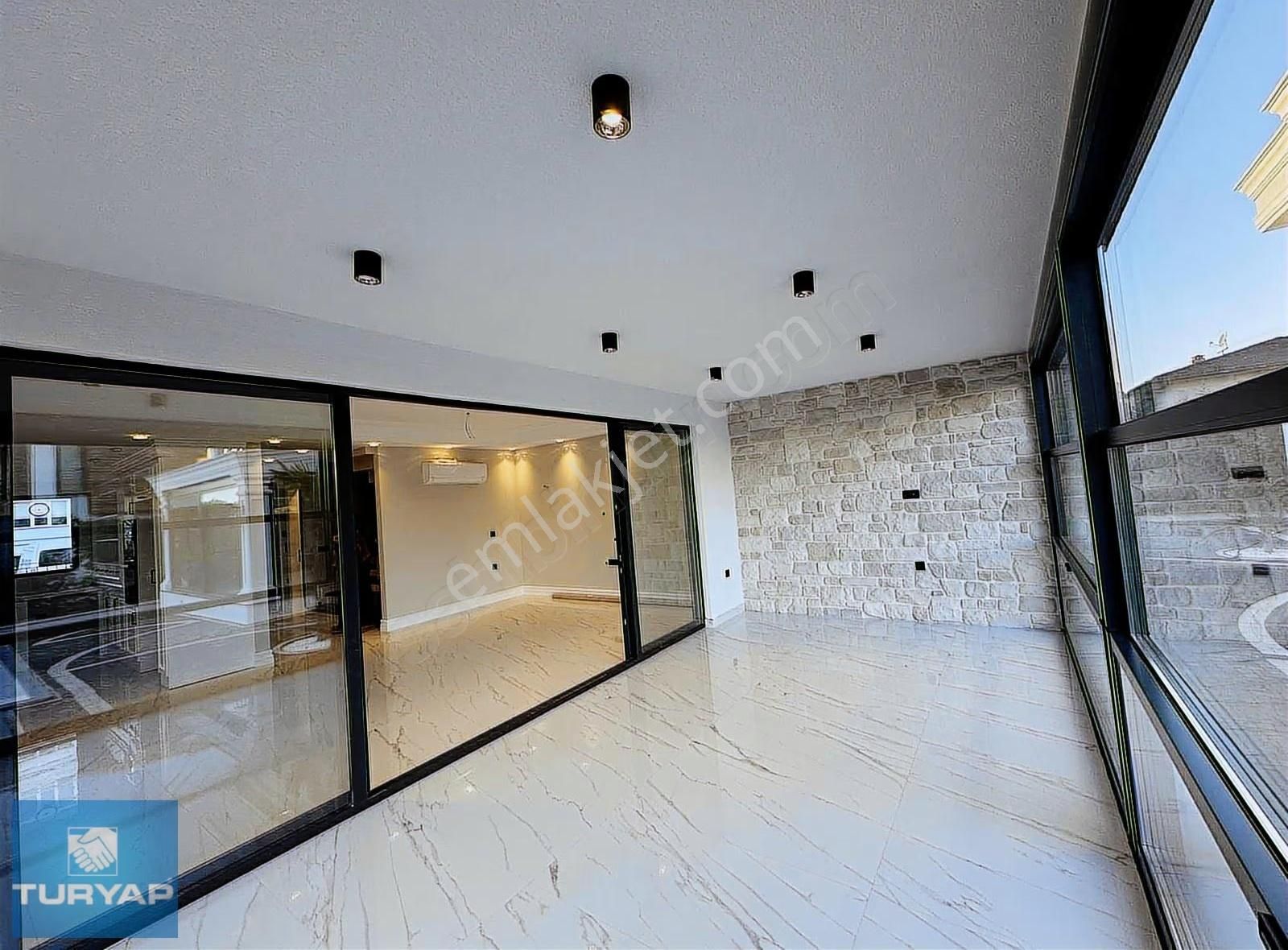 Ordu Cumhuriyet Sahilde Kiralık Özel Tasarımlı,havuzlu Villa - Görsel 10