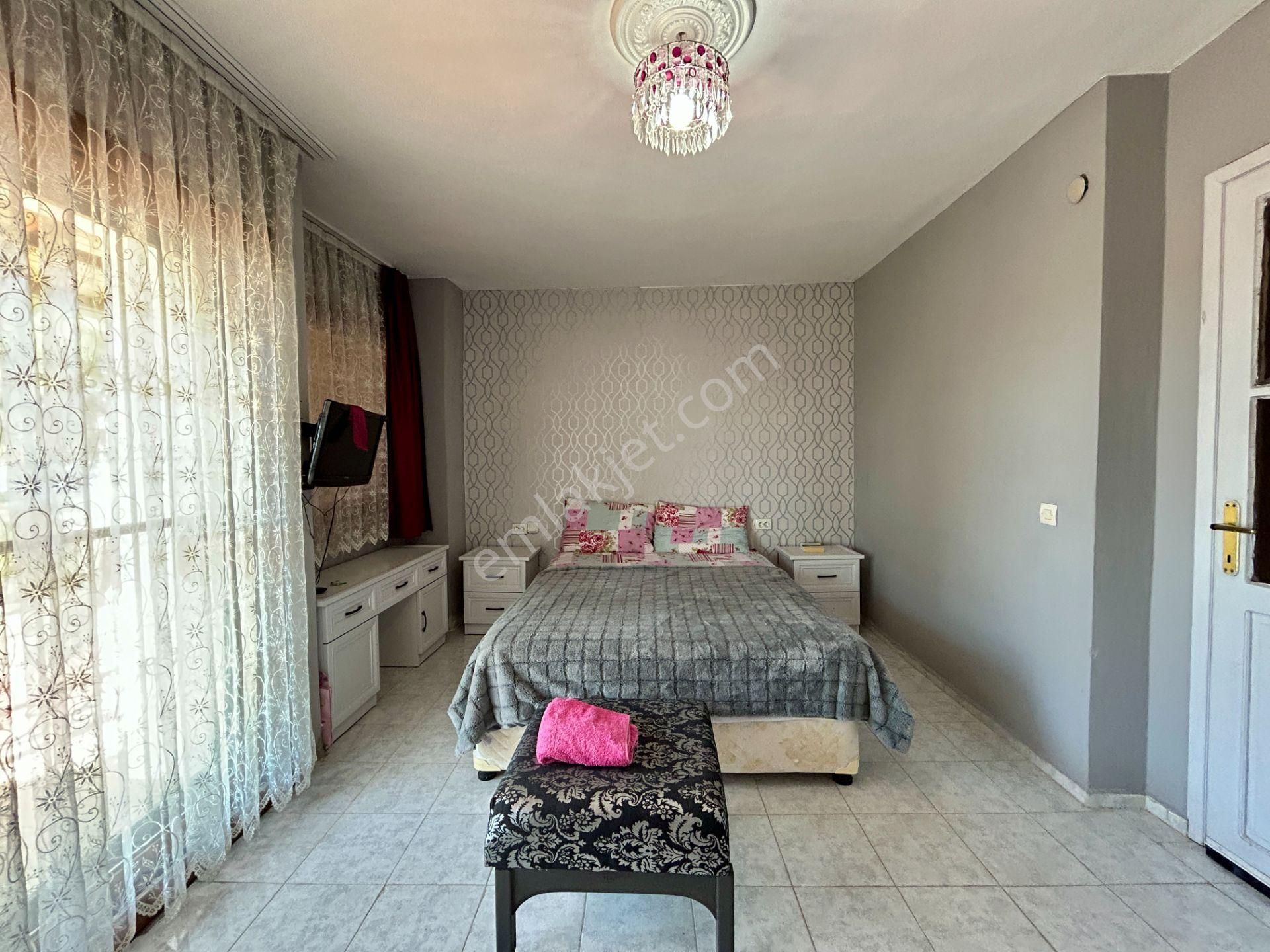 Kuşadası,soğucak,ceylankent Sıtesı'nde,manzaralı,dubleks Bakımlı Vılla - Görsel 10