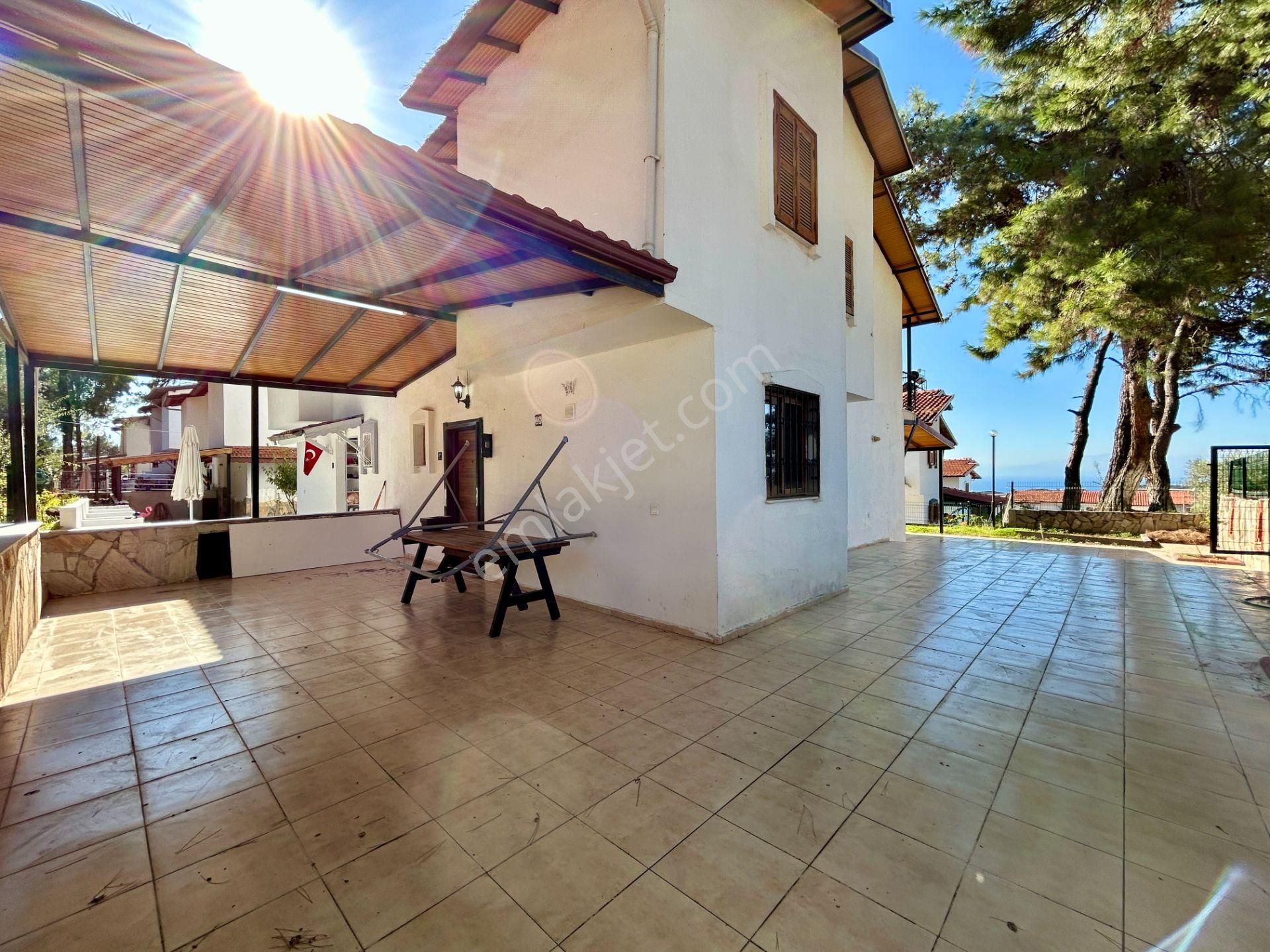 Kuşadası,soğucak,ceylankent Sıtesı'nde,manzaralı,dubleks Bakımlı Vılla - Görsel 19