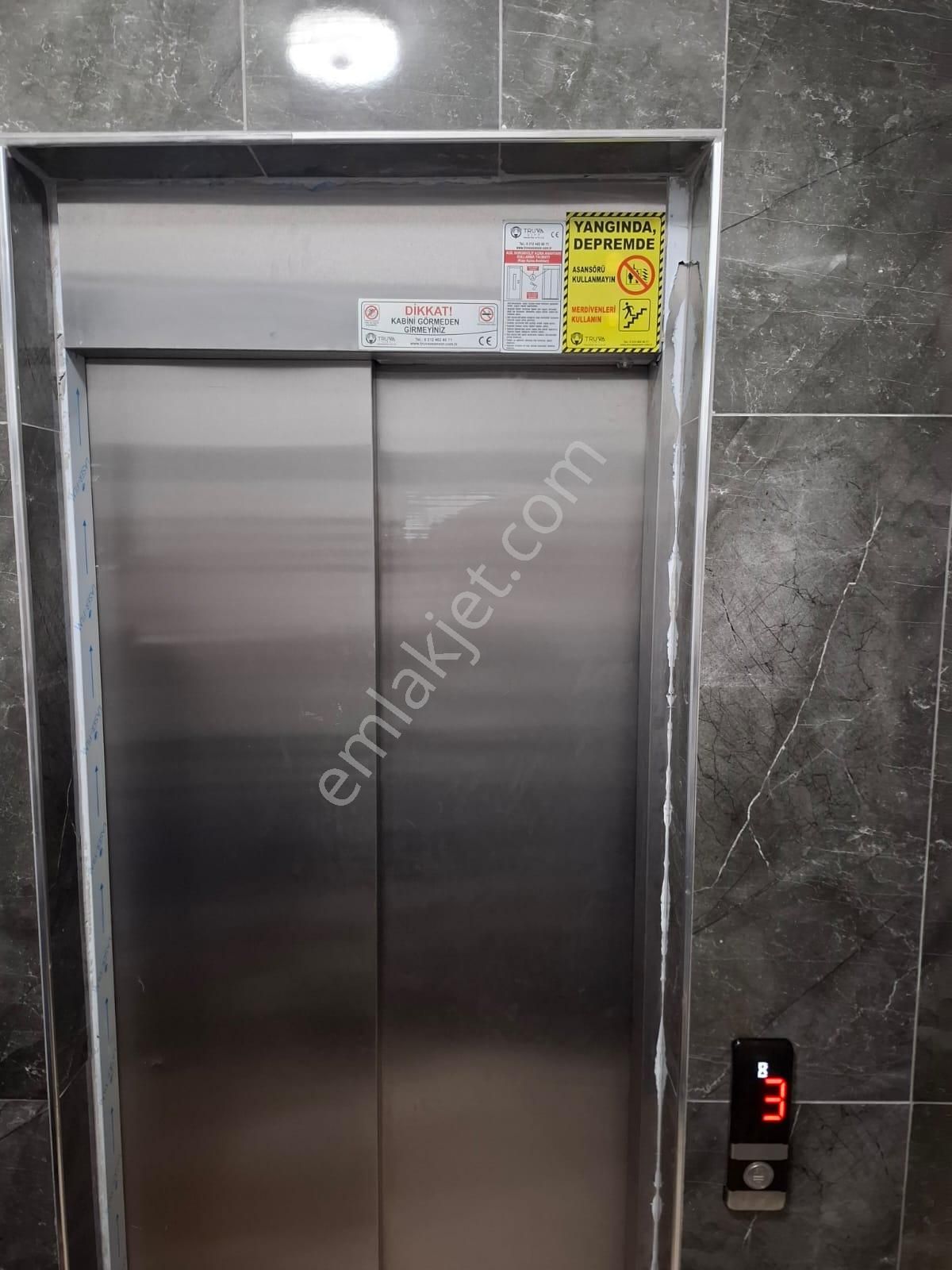 Kanaryada İki Cepheli 3+2 Dubleks Daire - Görsel 22