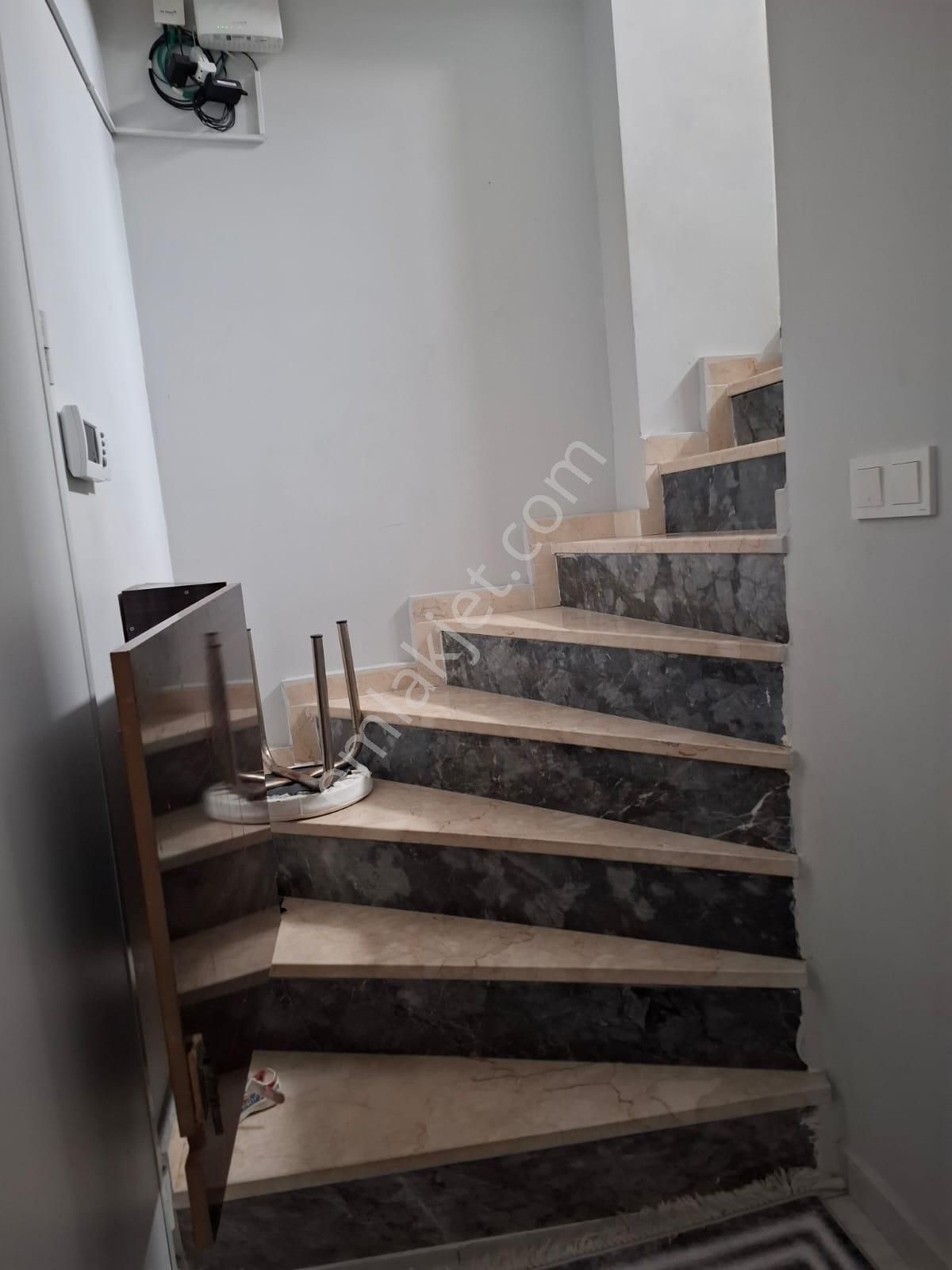 Kanaryada İki Cepheli 3+2 Dubleks Daire - Görsel 20