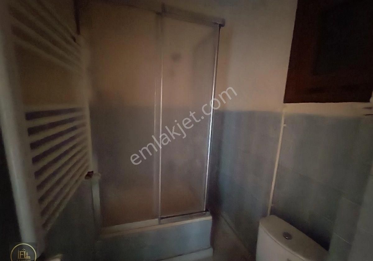 F-l Emlaktan Bulgurluya Komşu Esenevler De Yenilenmis Genç Binada 2+1 - Görsel 14