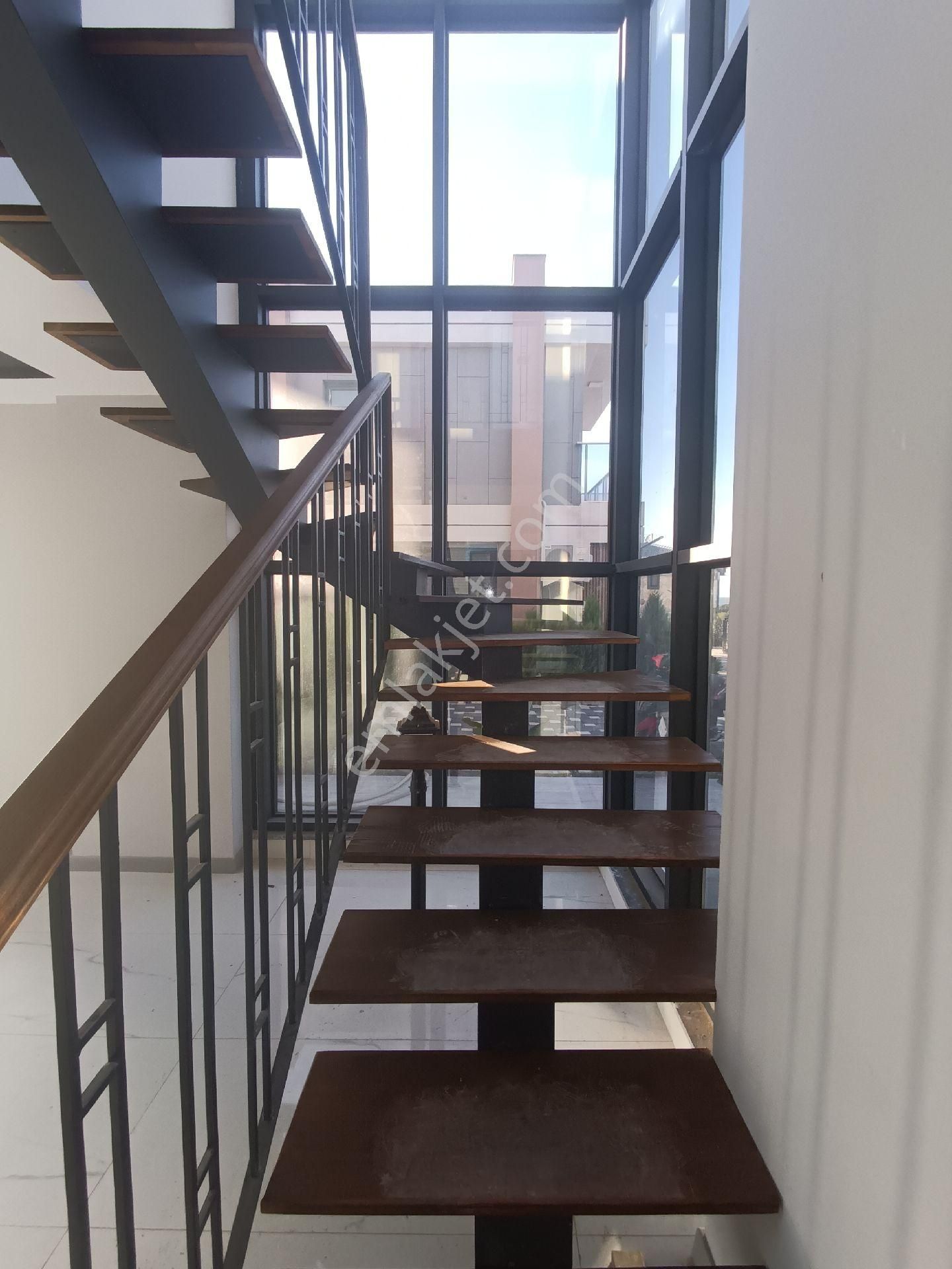 Kuşadası Kara Ovada Satılık 4+1 Sıfır Müstakil Villalar - Görsel 17