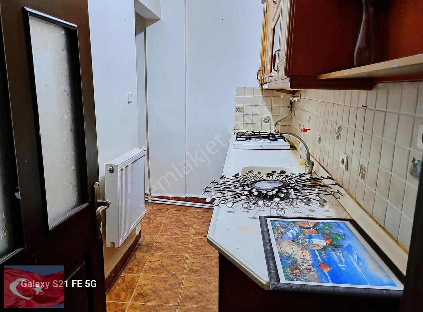 Kocamustafaşa Merkezi Konum 60mk 1+1 Bodrum Kat 2.000.000tl - Görsel 28