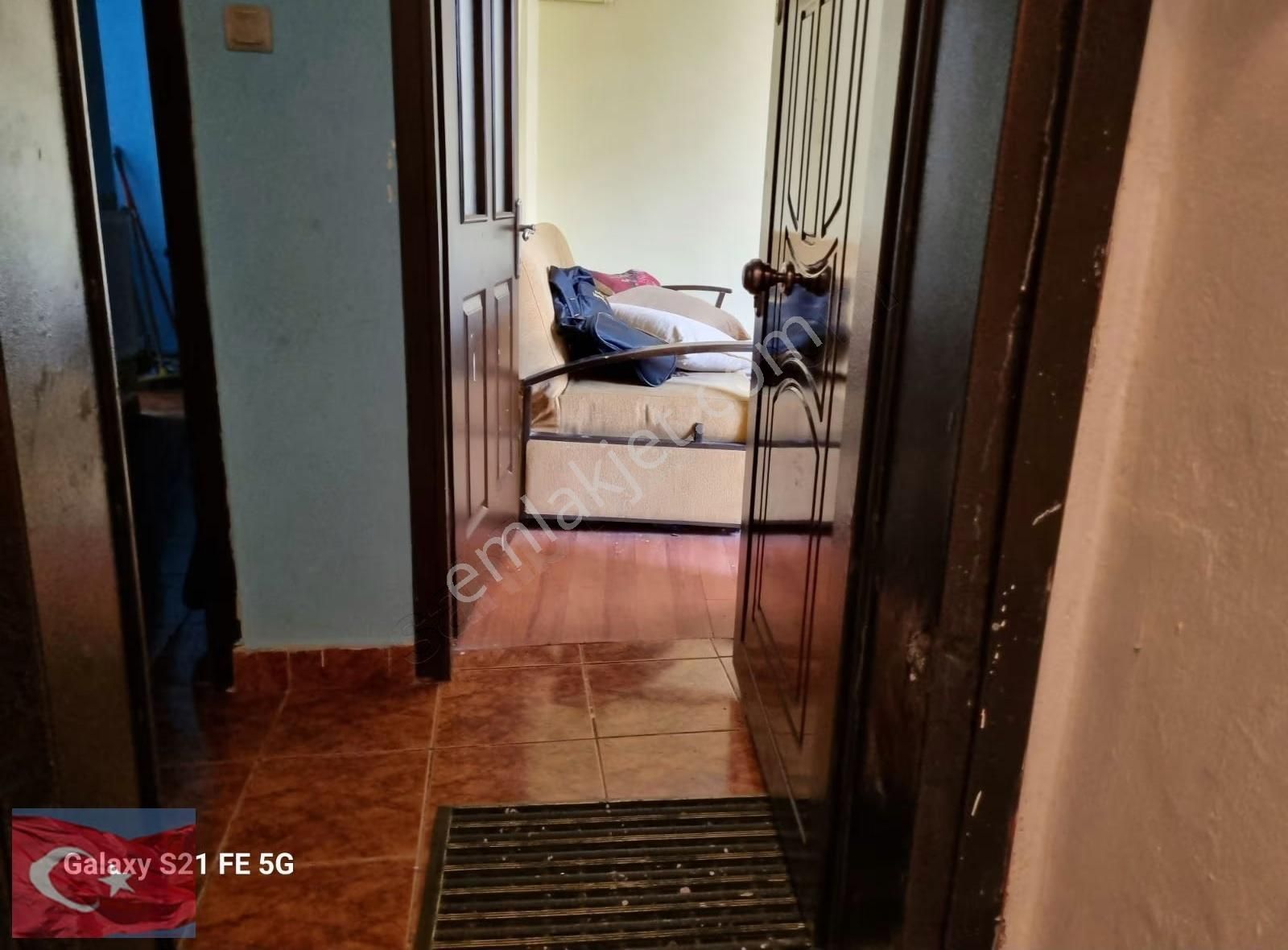 Kocamustafaşa Merkezi Konum 60mk 1+1 Bodrum Kat 2.000.000tl - Görsel 9
