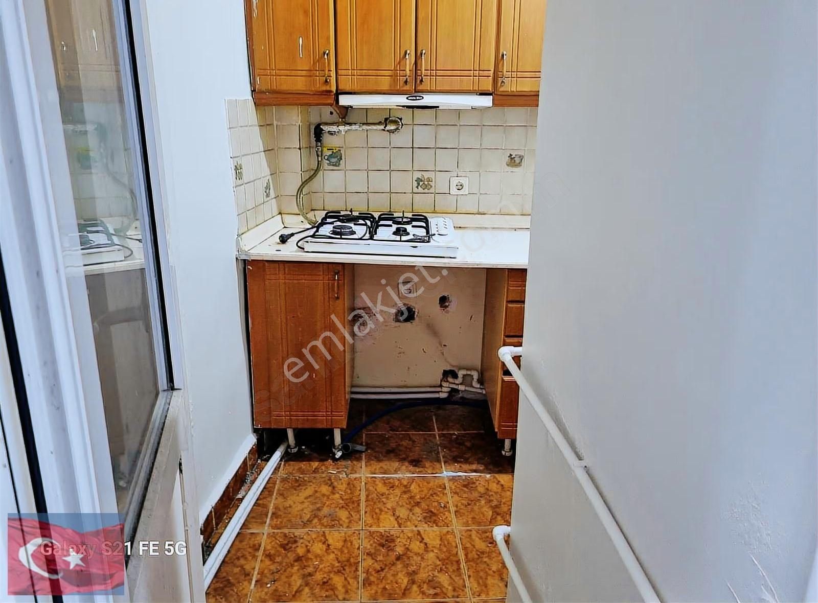 Kocamustafaşa Merkezi Konum 60mk 1+1 Bodrum Kat 2.000.000tl - Görsel 11