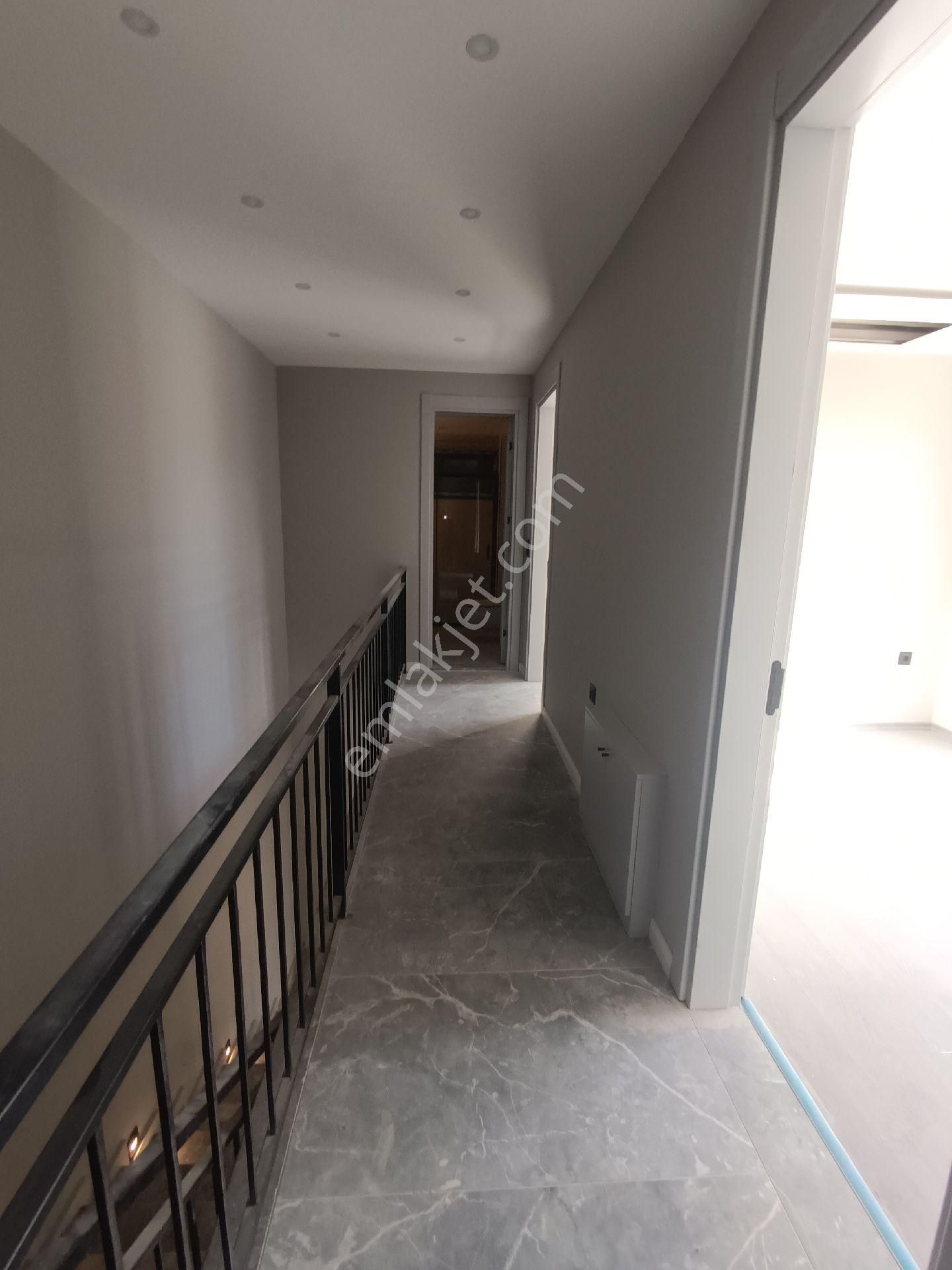 Kuşadası Merkezde Satılık 6+1 Özel Havuzlu Sıfır Villalar - Görsel 11