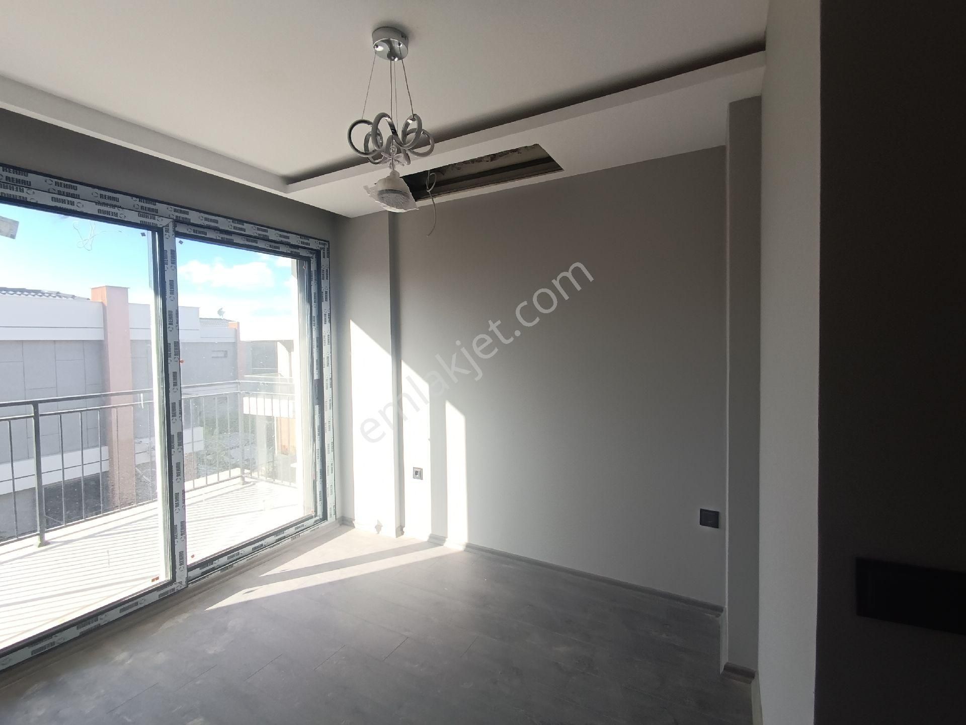 Kuşadası Merkezde Satılık 6+1 Özel Havuzlu Sıfır Villalar - Görsel 10