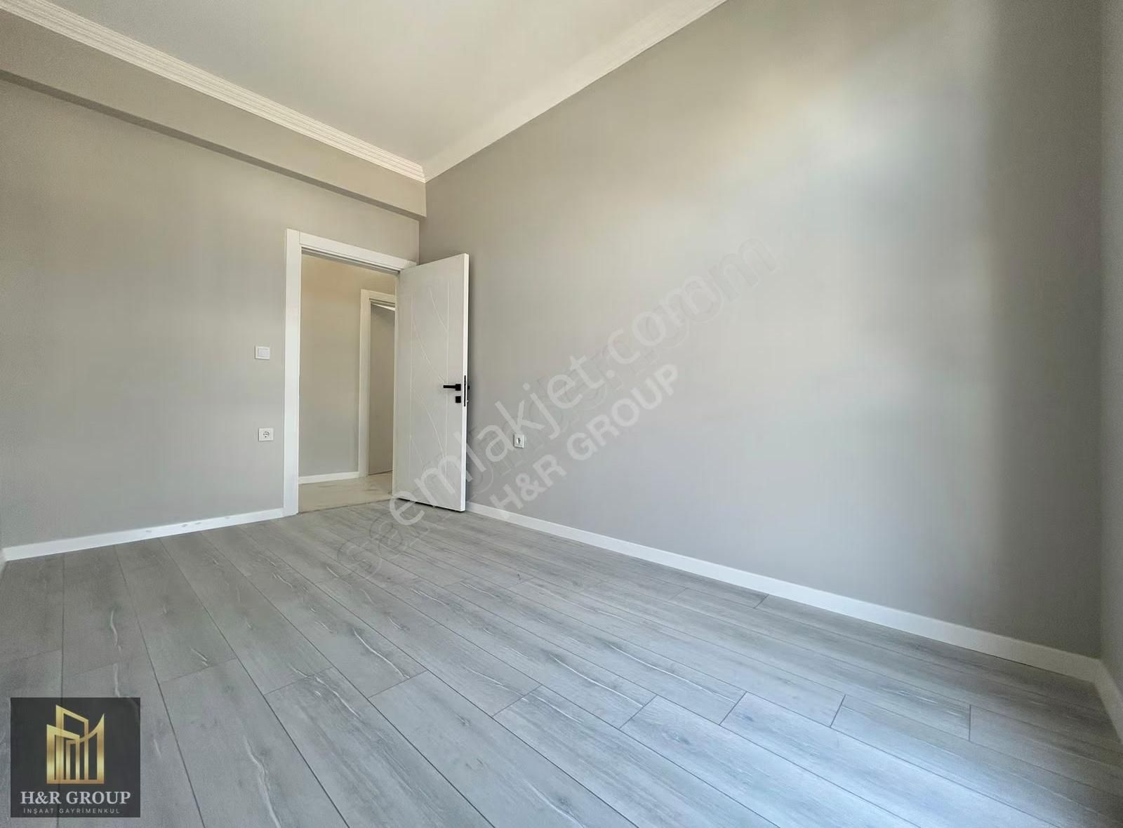 Çiftlikköy Bayraktepe Mevkiinde İskanı Alınmış 3+1 Lüks Daire - Görsel 3