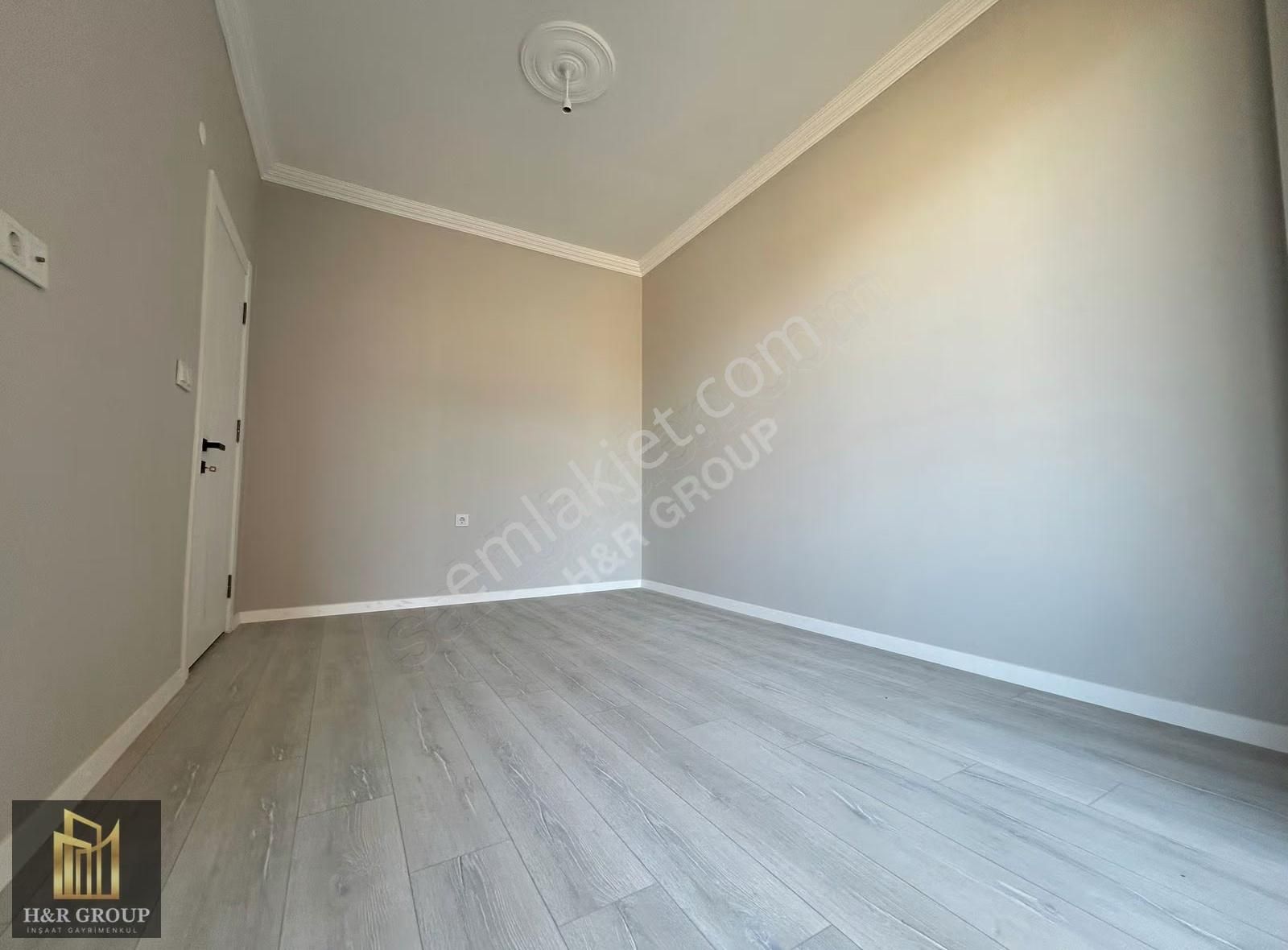 Çiftlikköy Bayraktepe Mevkiinde İskanı Alınmış 3+1 Lüks Daire - Görsel 28