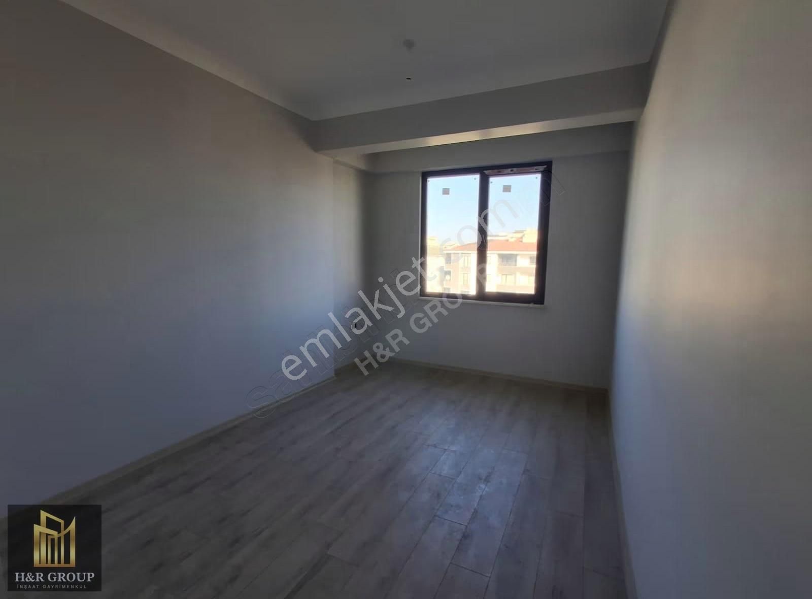 Mehmetakifersoy Kelebek Çayırı'nda Cadde Üzeri 3+1 İskanlı Daire - Görsel 13