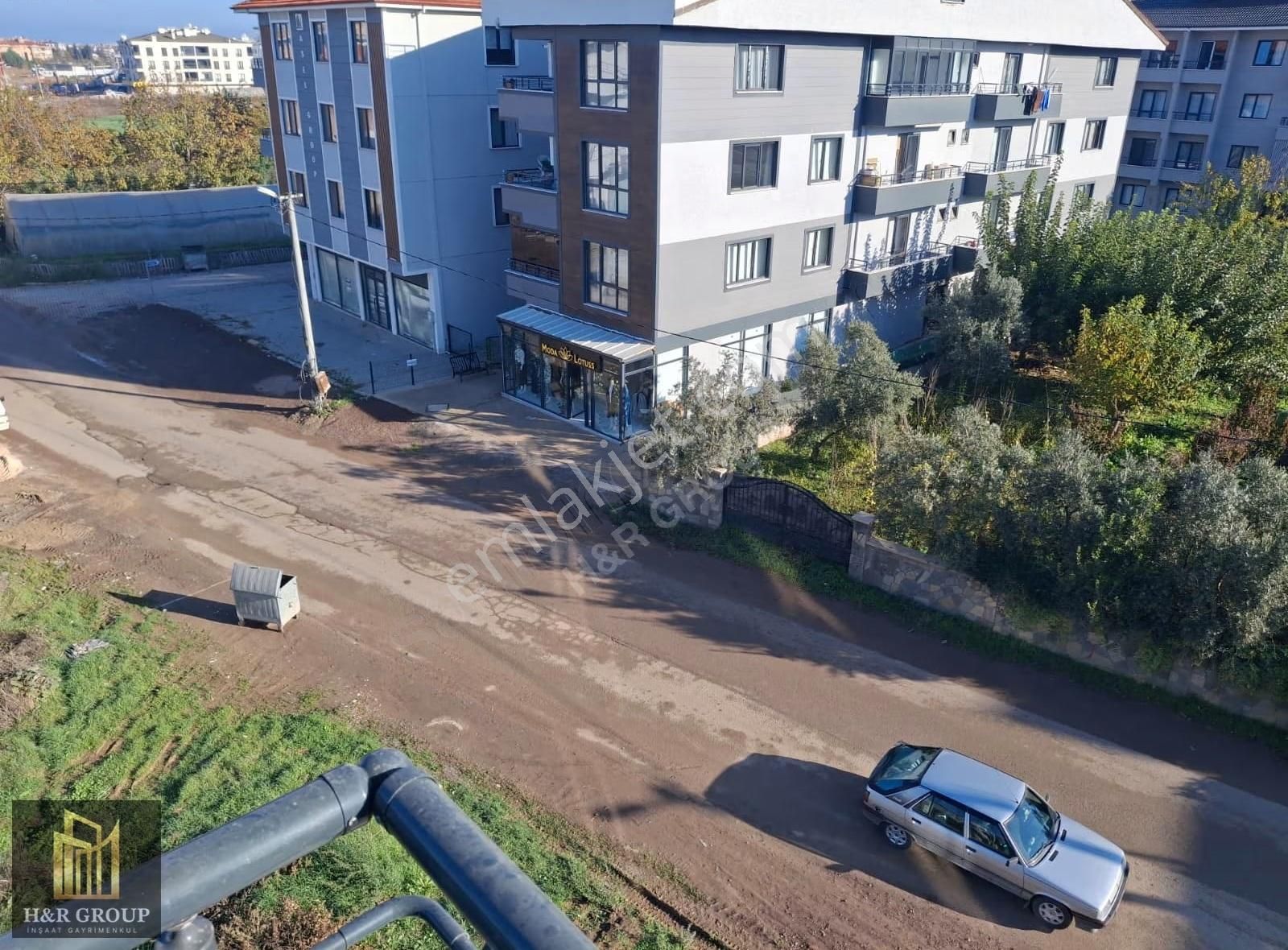 Mehmetakifersoy Kelebek Çayırı'nda Cadde Üzeri 3+1 İskanlı Daire - Görsel 9