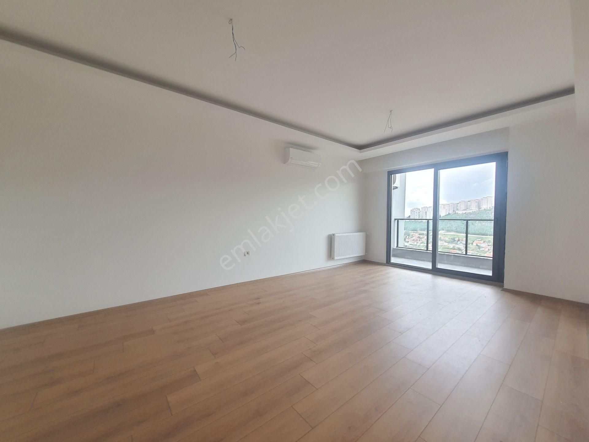 Bayraklı Dasif Vista Sitesinde Deniz Manzaralı 3+1 Kiralık Daire - Görsel 11