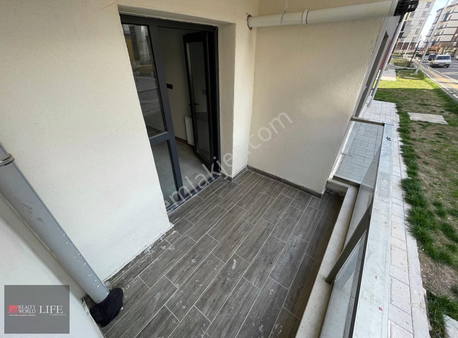 Rw Lıfe // Ihlamurkent Mah.toki Konutlarında Kiralık 2+1 Daire - Görsel 2