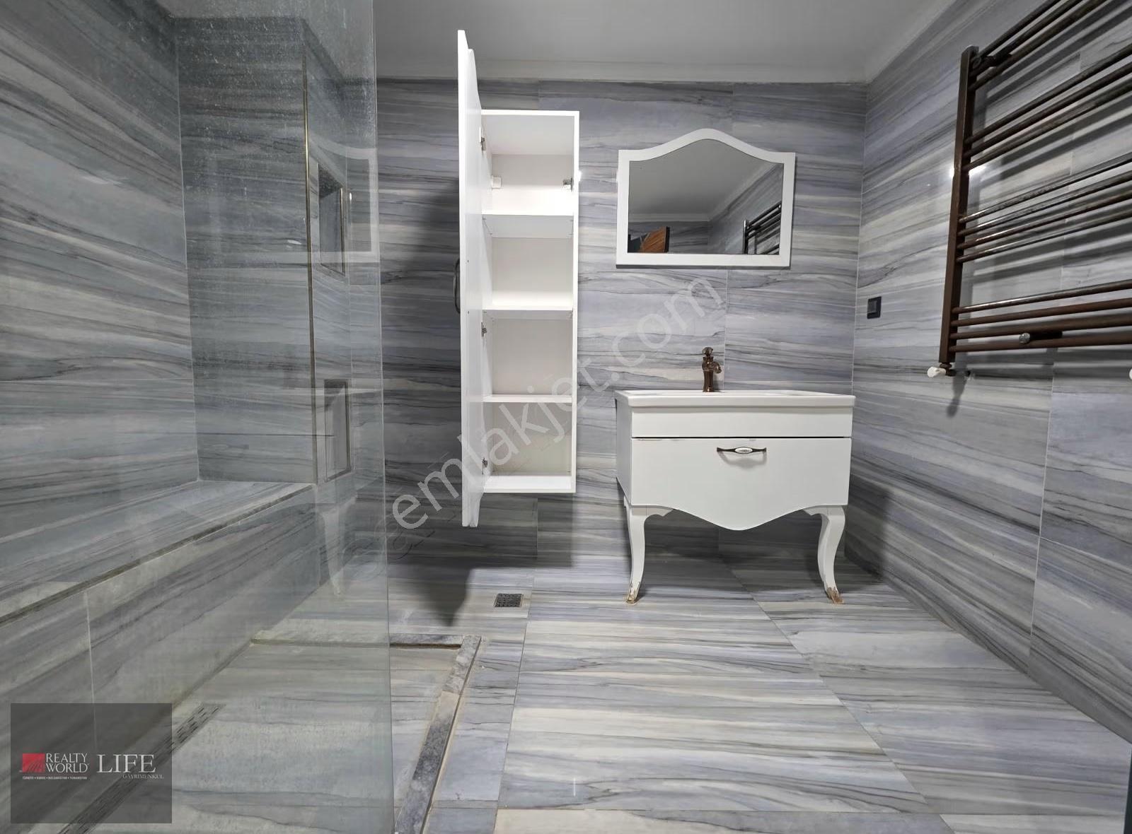 Rw Lıfe// Sazova Karabayır Mevkii Site İçi Asansörlü 6+1 Villa - Görsel 13