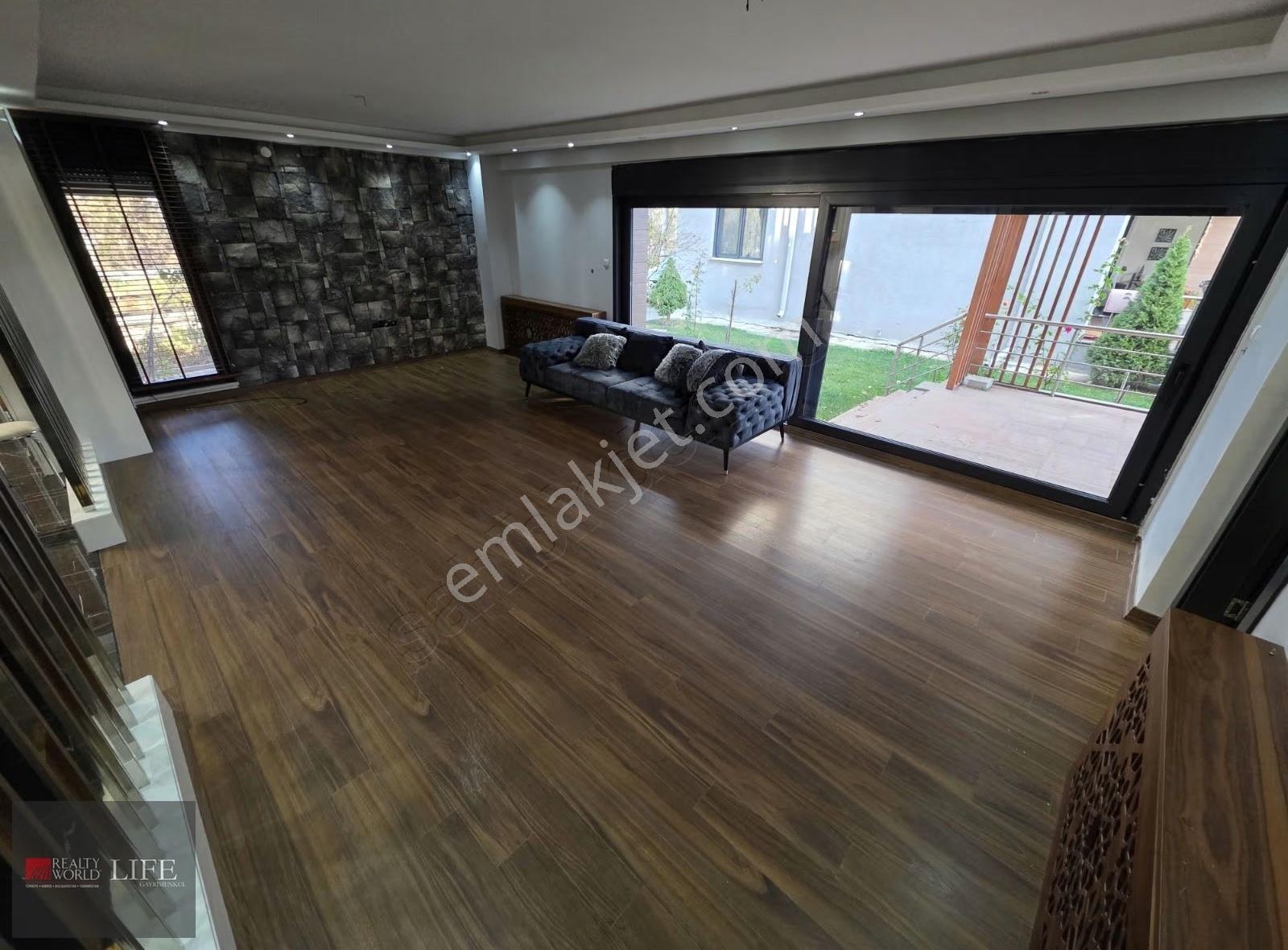 Rw Lıfe// Sazova Karabayır Mevkii Site İçi Asansörlü 6+1 Villa - Görsel 17