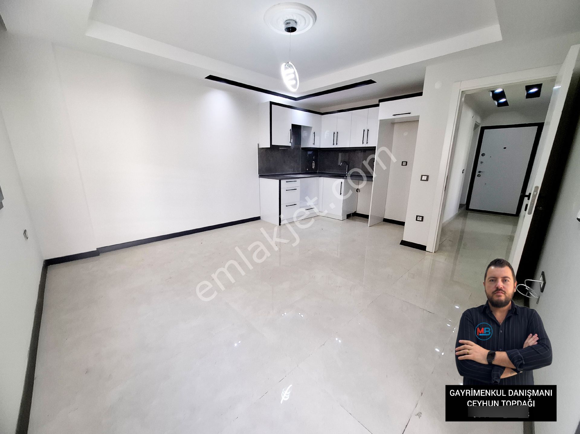 Didimde Satılık 2+1 Daire Asansörlü Orta Kat Geniş Kullanışlı - Görsel 14