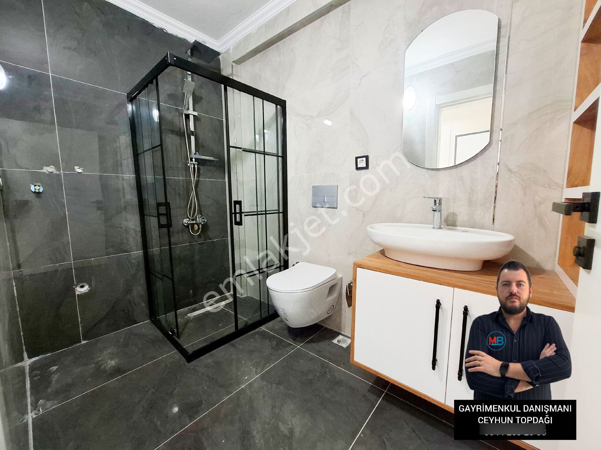 Didimde Satılık 2+1 Daire Asansörlü Orta Kat Geniş Kullanışlı - Görsel 26