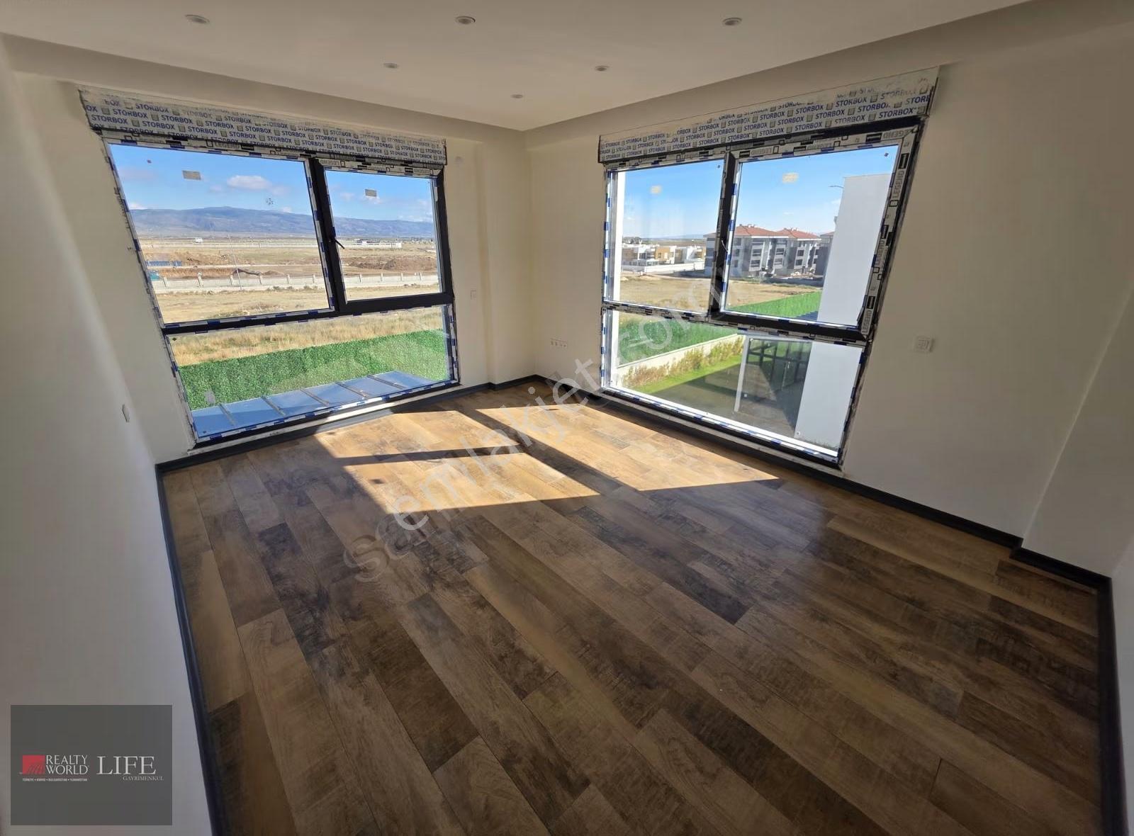 Rw Lıfe// Yaşamkent Mahallesi Site İçi Havuzlu 4+1 Satılık Villa - Görsel 13