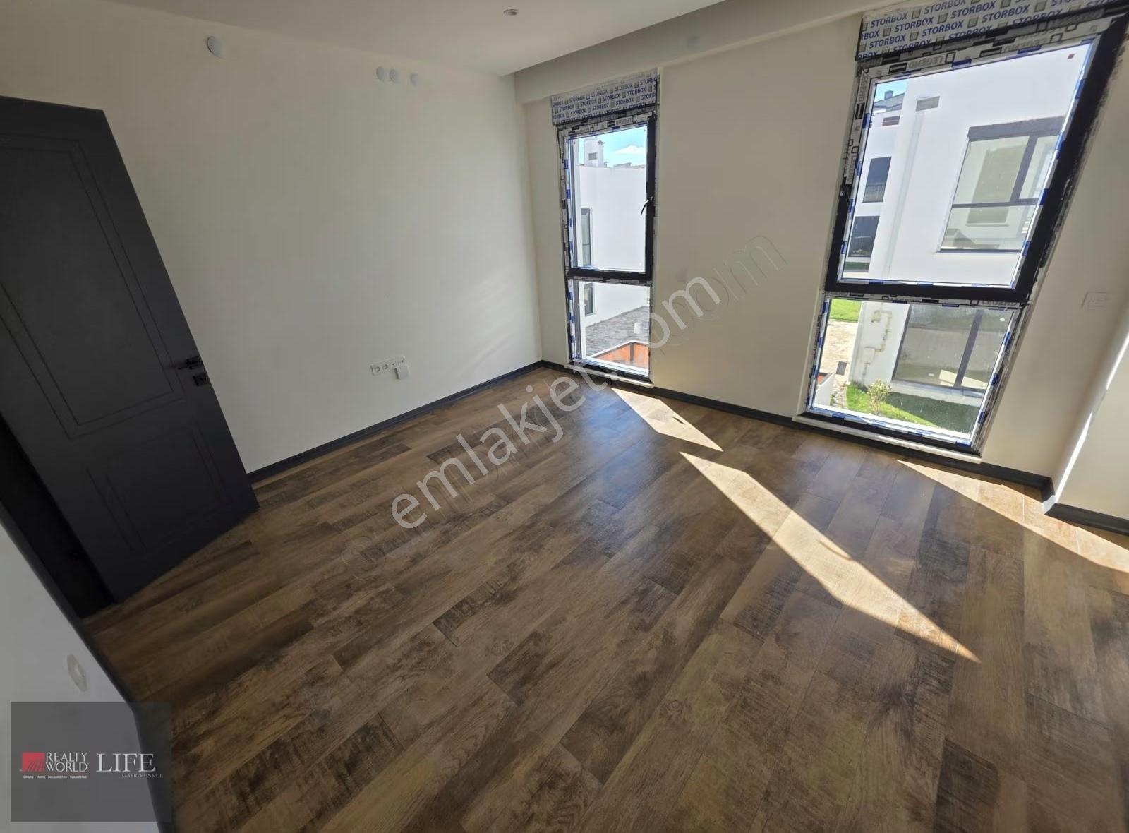 Rw Lıfe// Yaşamkent Mahallesi Site İçi Havuzlu 4+1 Satılık Villa - Görsel 3