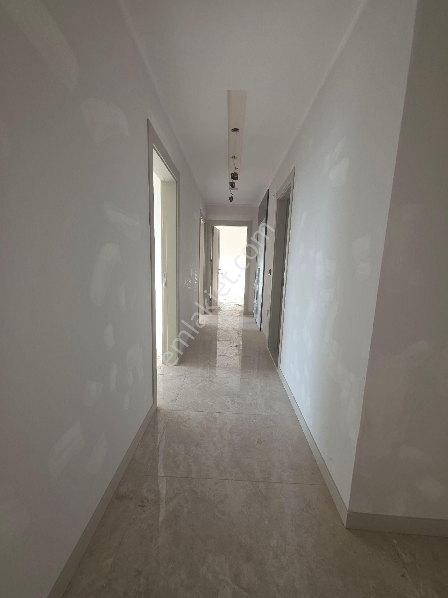 Kuşadası Satılık 3+1 Daire - Görsel 17