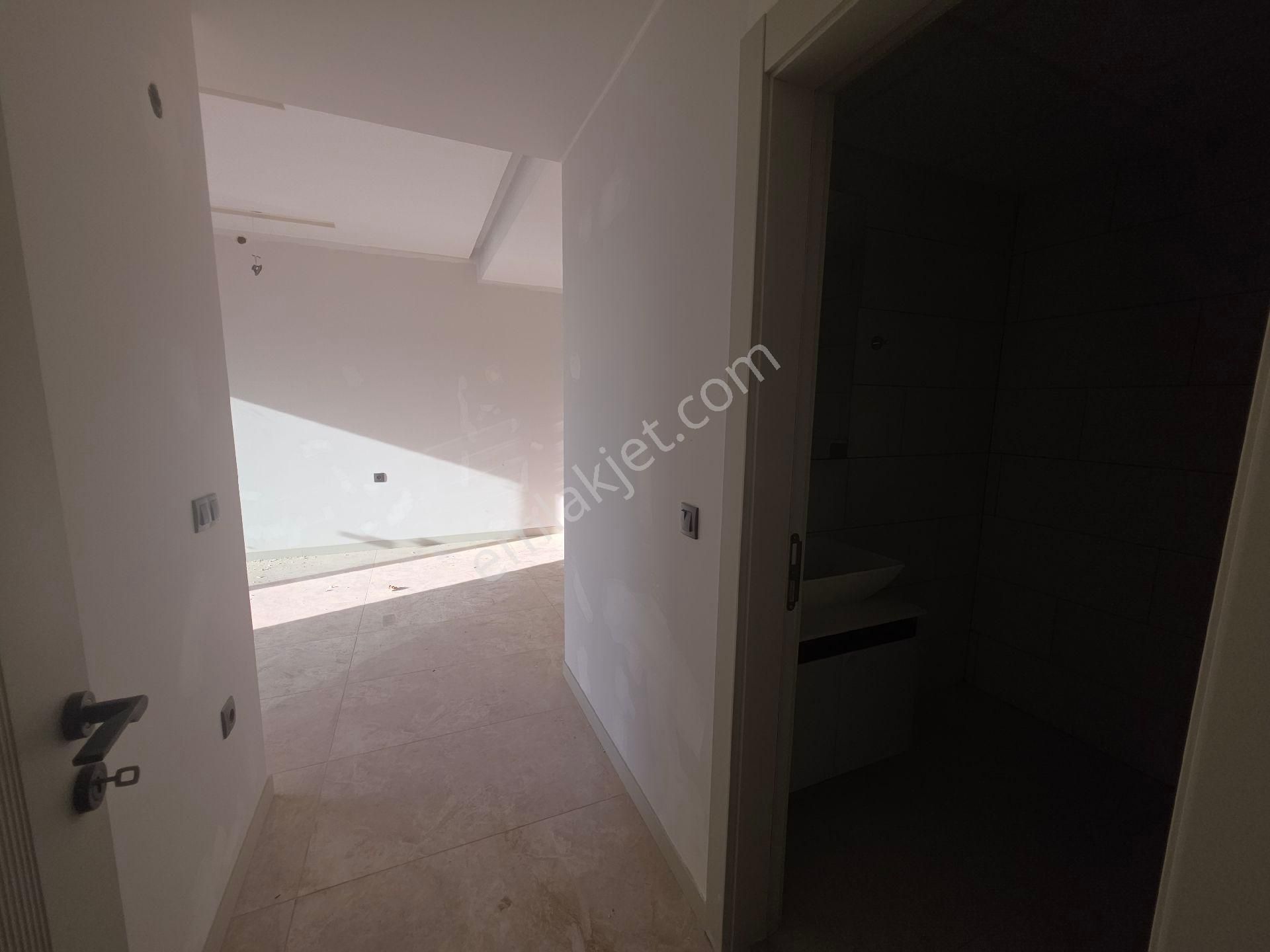 Kuşadası Satılık 3+1 Daire - Görsel 12