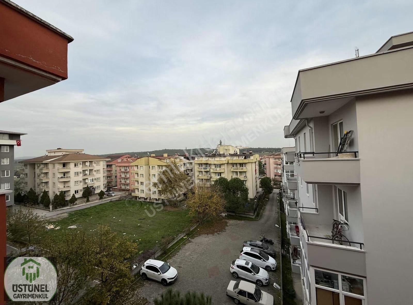 Üstünel'den Üniversite Girişinde Ayrı Mutfaklı Manzaralı Daire - Görsel 4