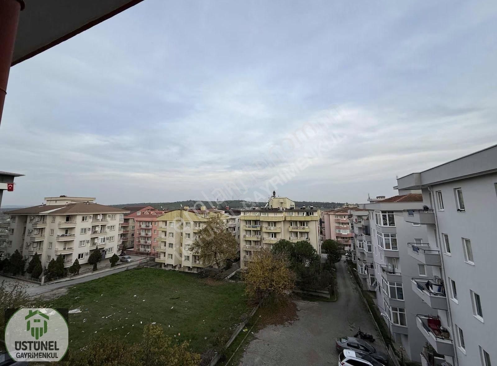 Üstünel'den Üniversite Girişinde Ayrı Mutfaklı Manzaralı Daire - Görsel 26