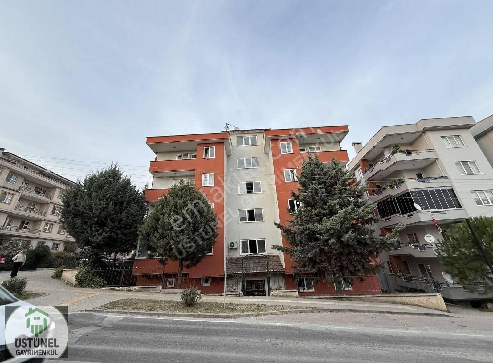 Üstünel'den Üniversite Girişinde Ayrı Mutfaklı Manzaralı Daire - Görsel 10