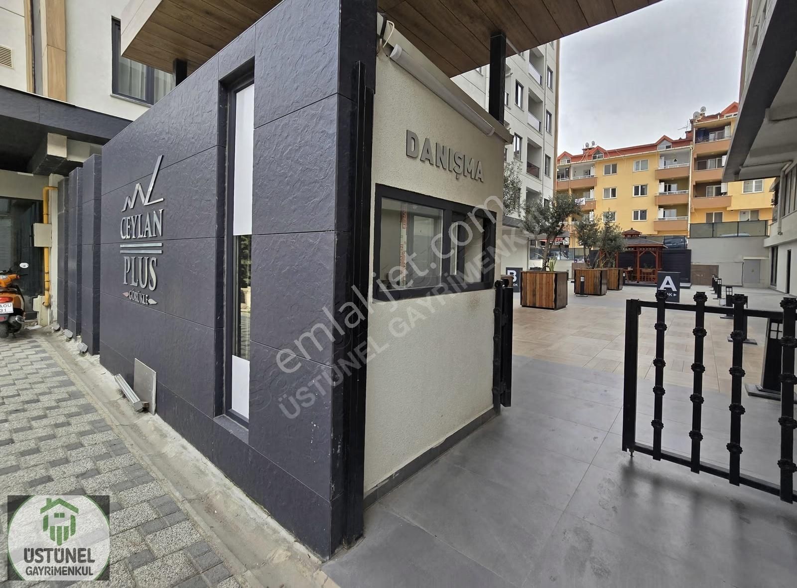 Üstünel'den Merkezde Yüksek Kira Getirili Lüks Satılık Daire - Görsel 30