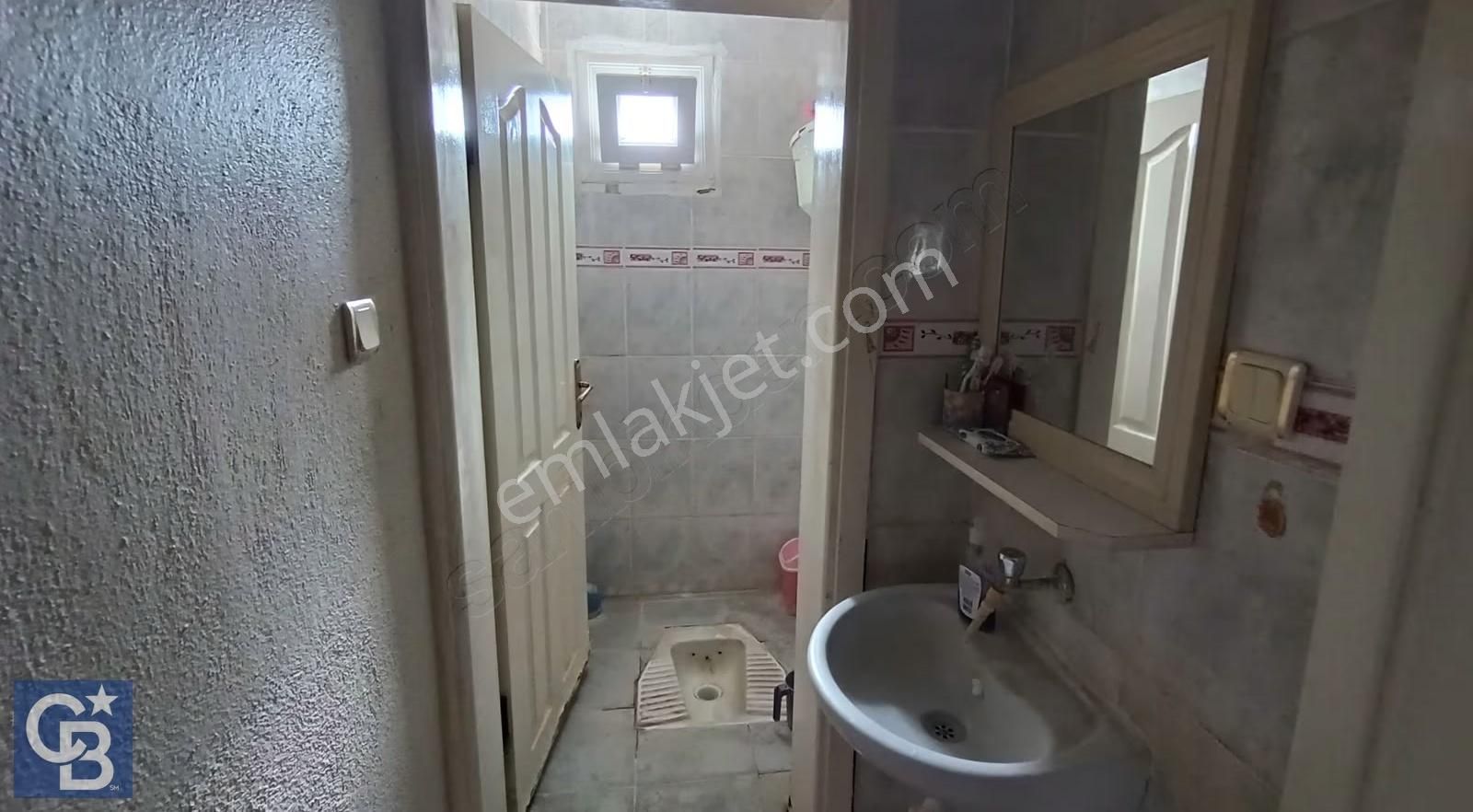 Aliağa Karaköyde Satılık 500 M² Arsa İçinde Tek Katlı Ev - Görsel 13