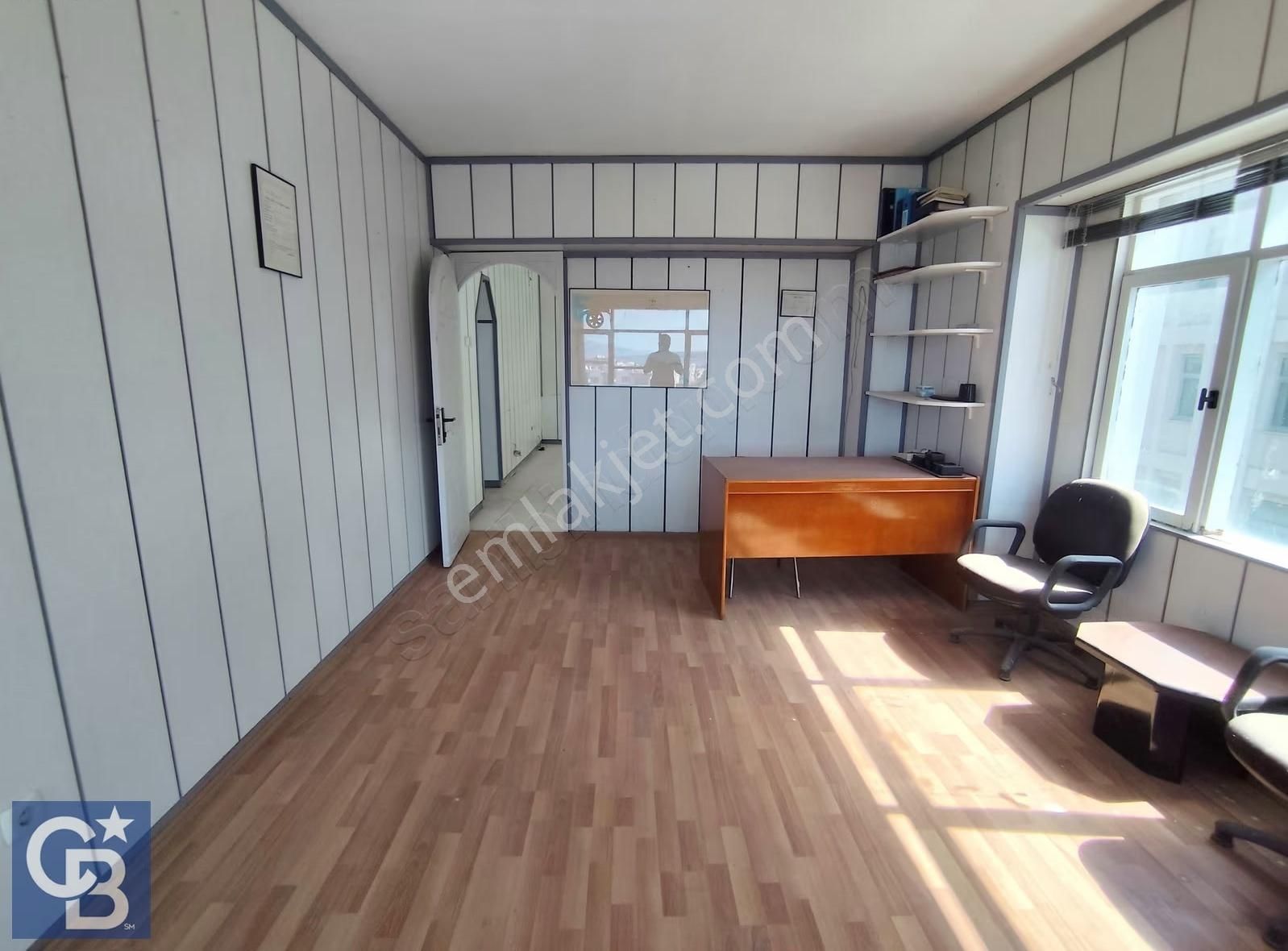 Aliağa'nın Kalbinde Tabela Değeri Yüksek 50 M ² Ofisler - Görsel 19