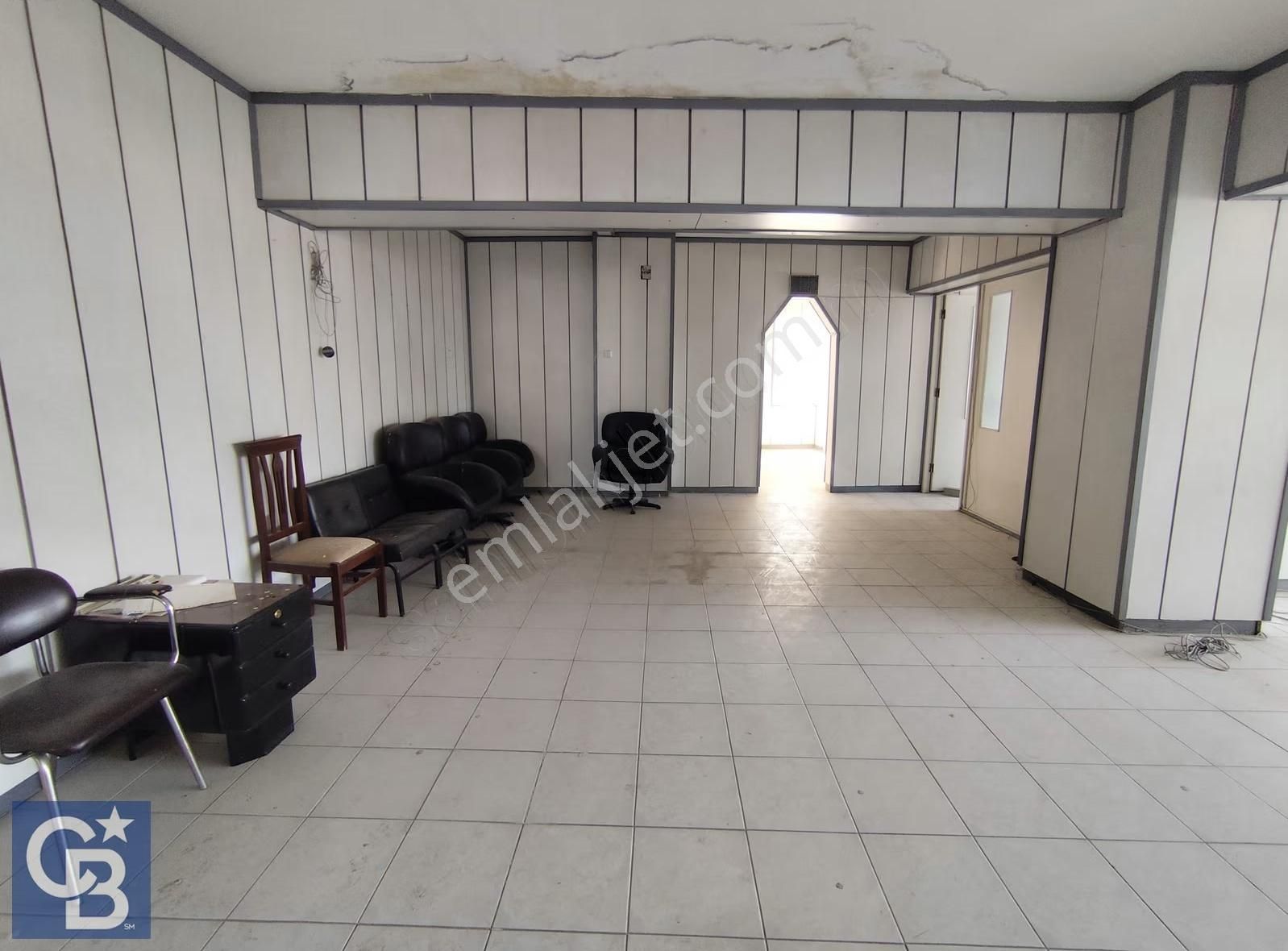 Aliağa'nın Kalbinde Tabela Değeri Yüksek 50 M ² Ofisler - Görsel 4