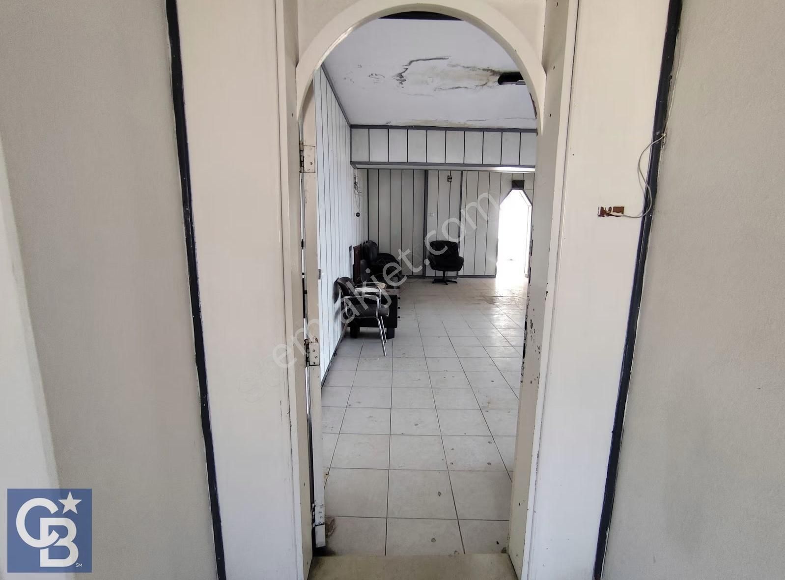 Aliağa'nın Kalbinde Tabela Değeri Yüksek 50 M ² Ofisler - Görsel 28