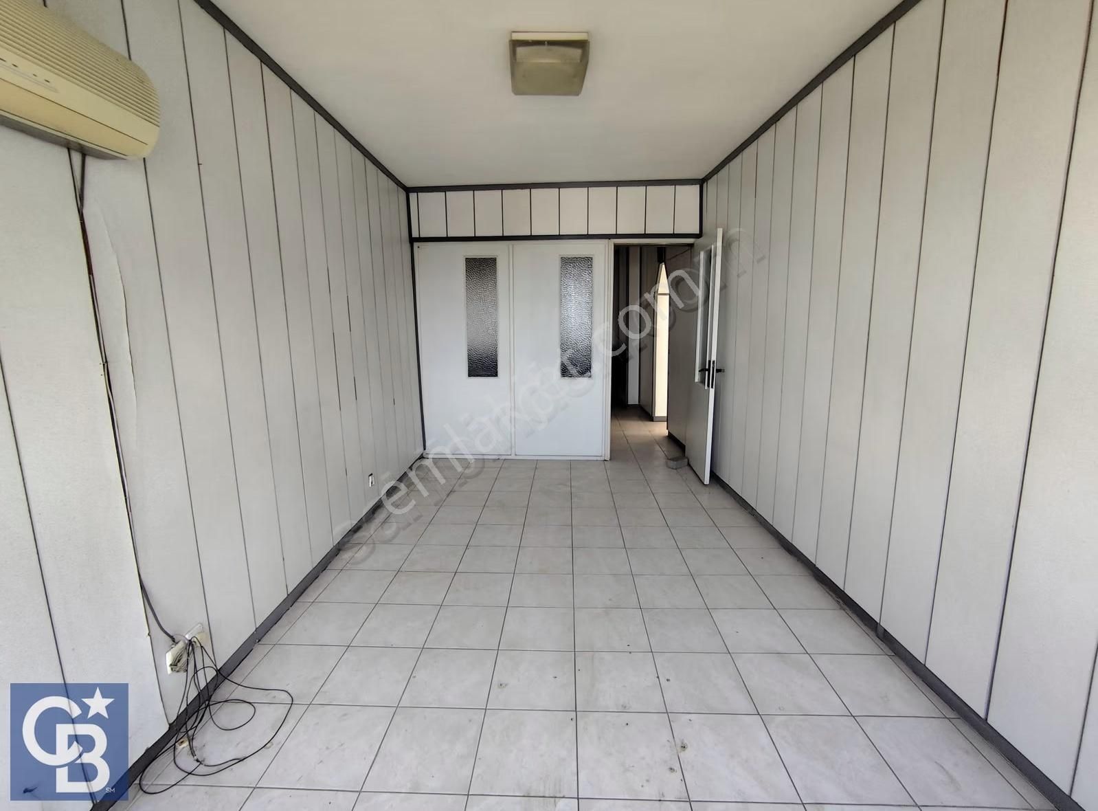 Aliağa'nın Kalbinde Tabela Değeri Yüksek 50 M ² Ofisler - Görsel 3
