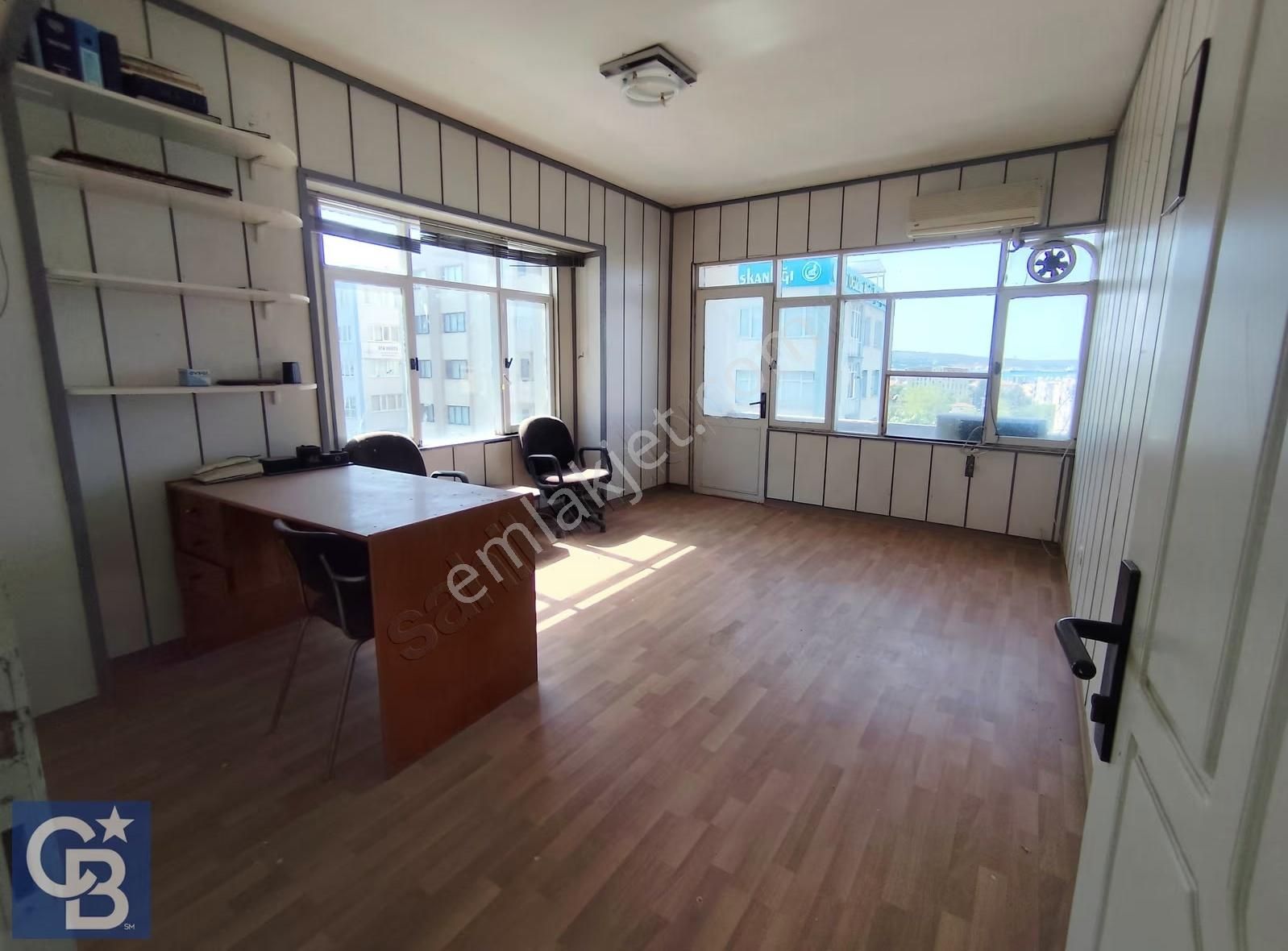 Aliağa'nın Kalbinde Tabela Değeri Yüksek 50 M ² Ofisler - Görsel 31
