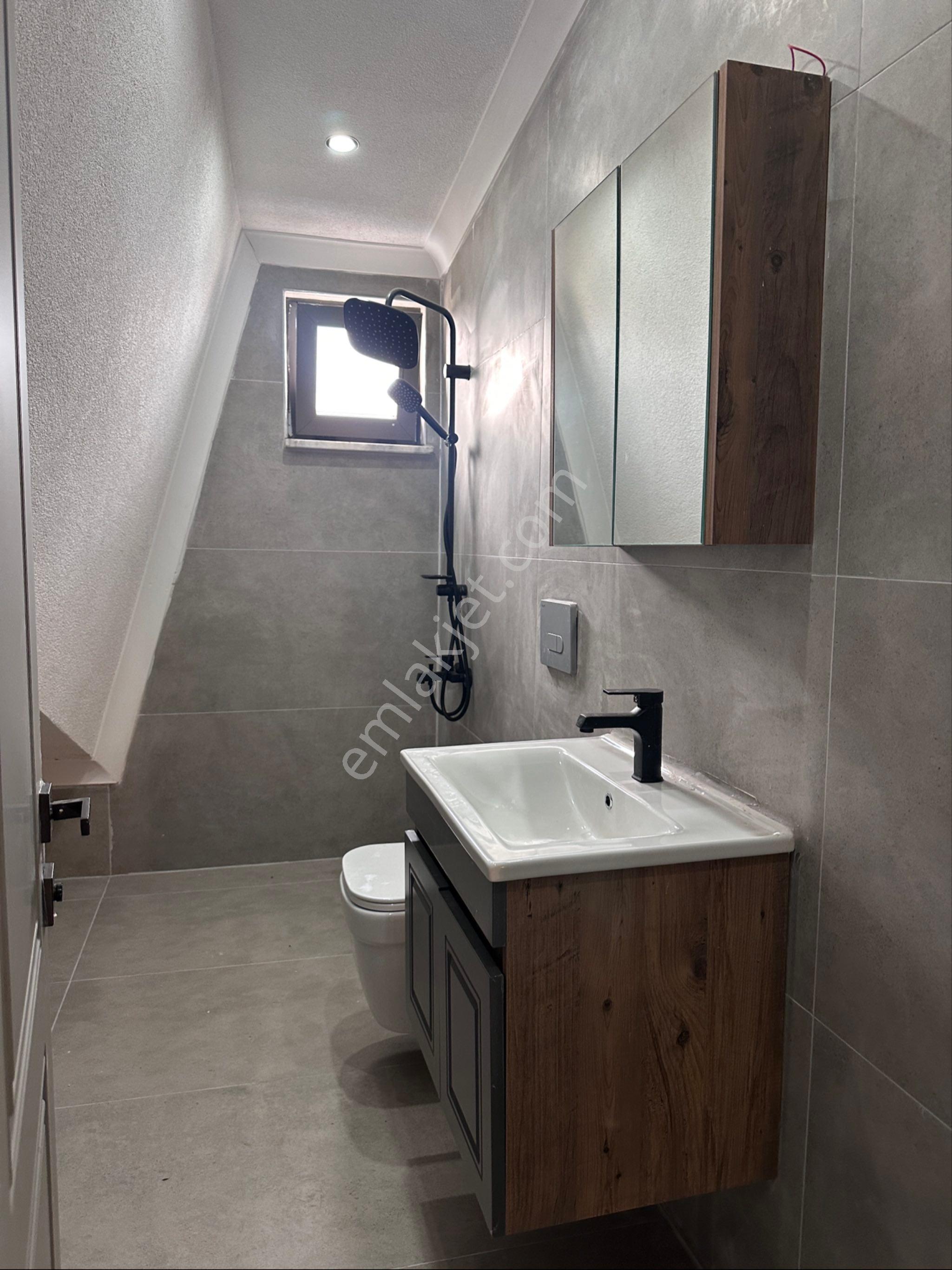 Üstüner Gayrimenkul'den 4+1 Satılık Triblex Villa - Görsel 28