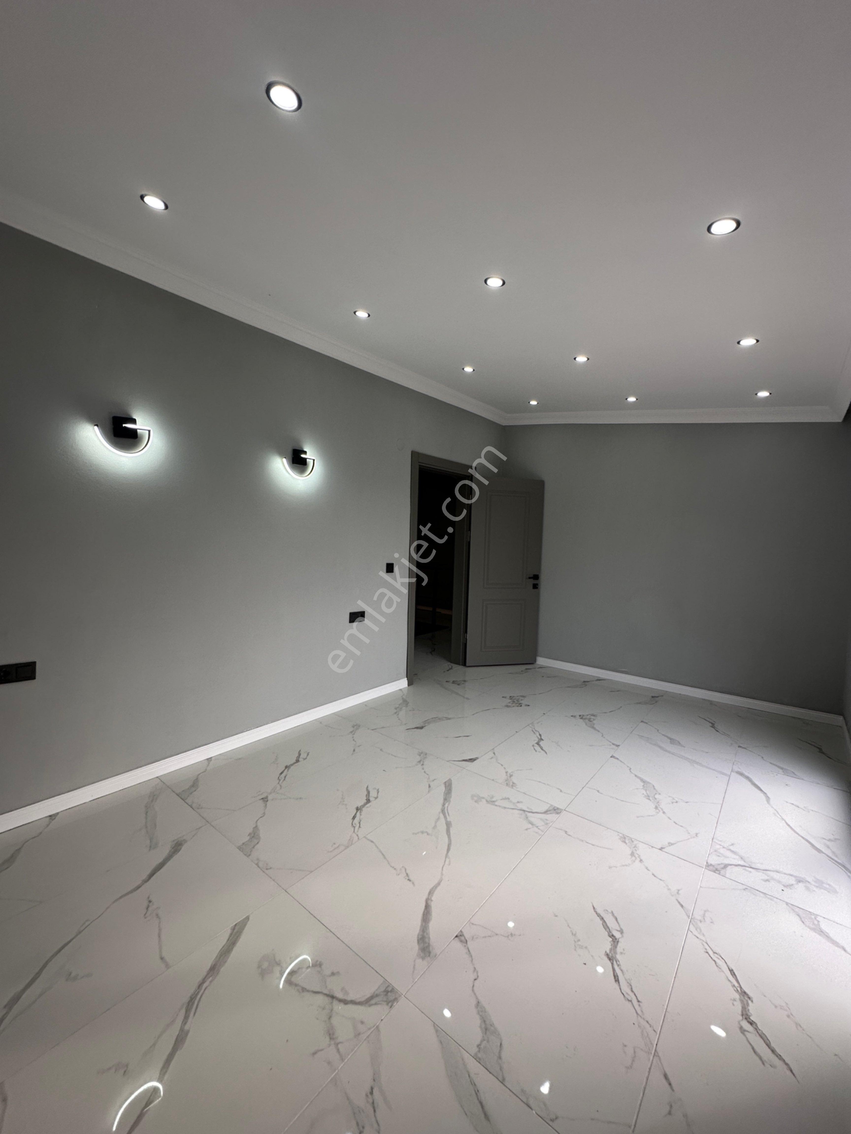 Üstüner Gayrimenkul'den 4+1 Satılık Triblex Villa - Görsel 30